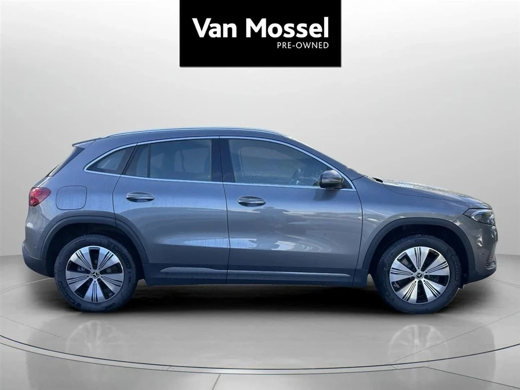 Mercedes-Benz-EQA-image-3