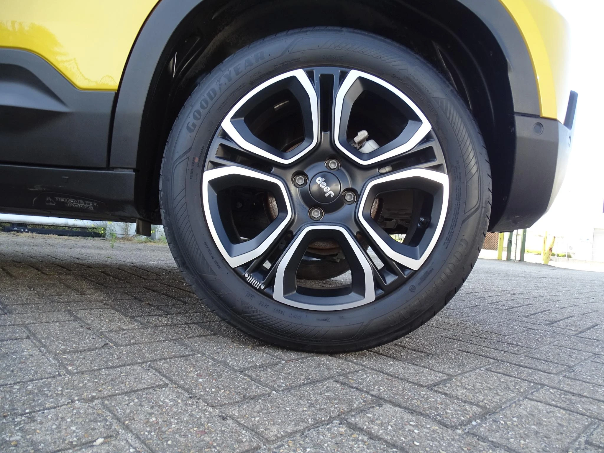 Jeep-Avenger-image-10