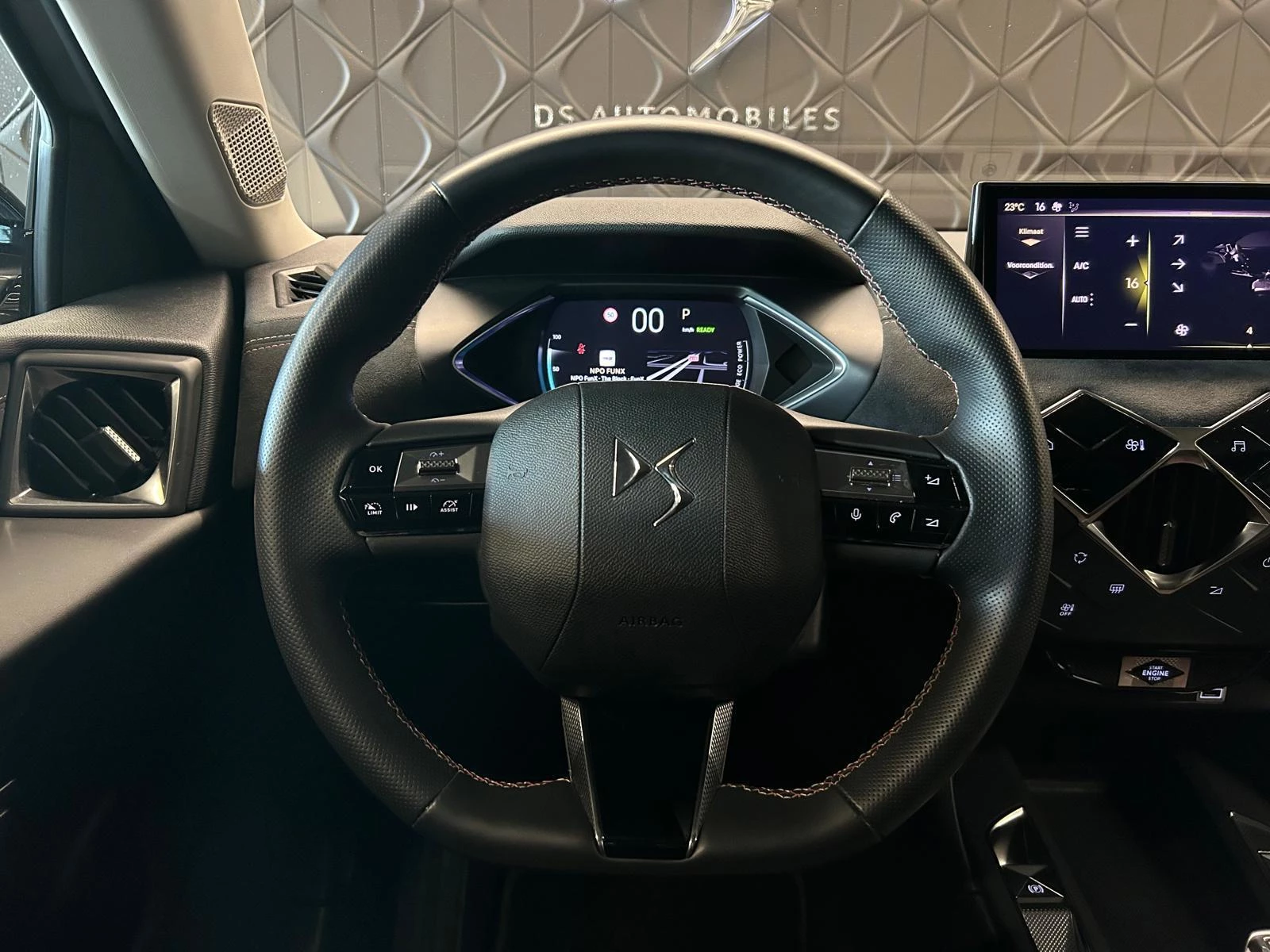 DS DS 3 E-Tense Performance Line+ 54 kWh