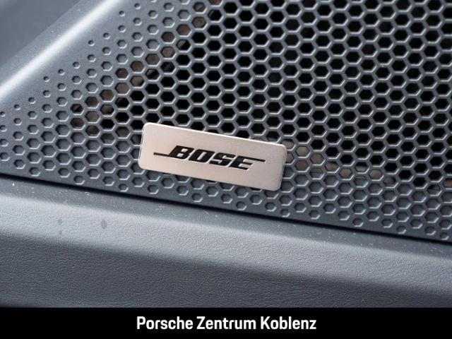 Porsche Cayenne Electric -