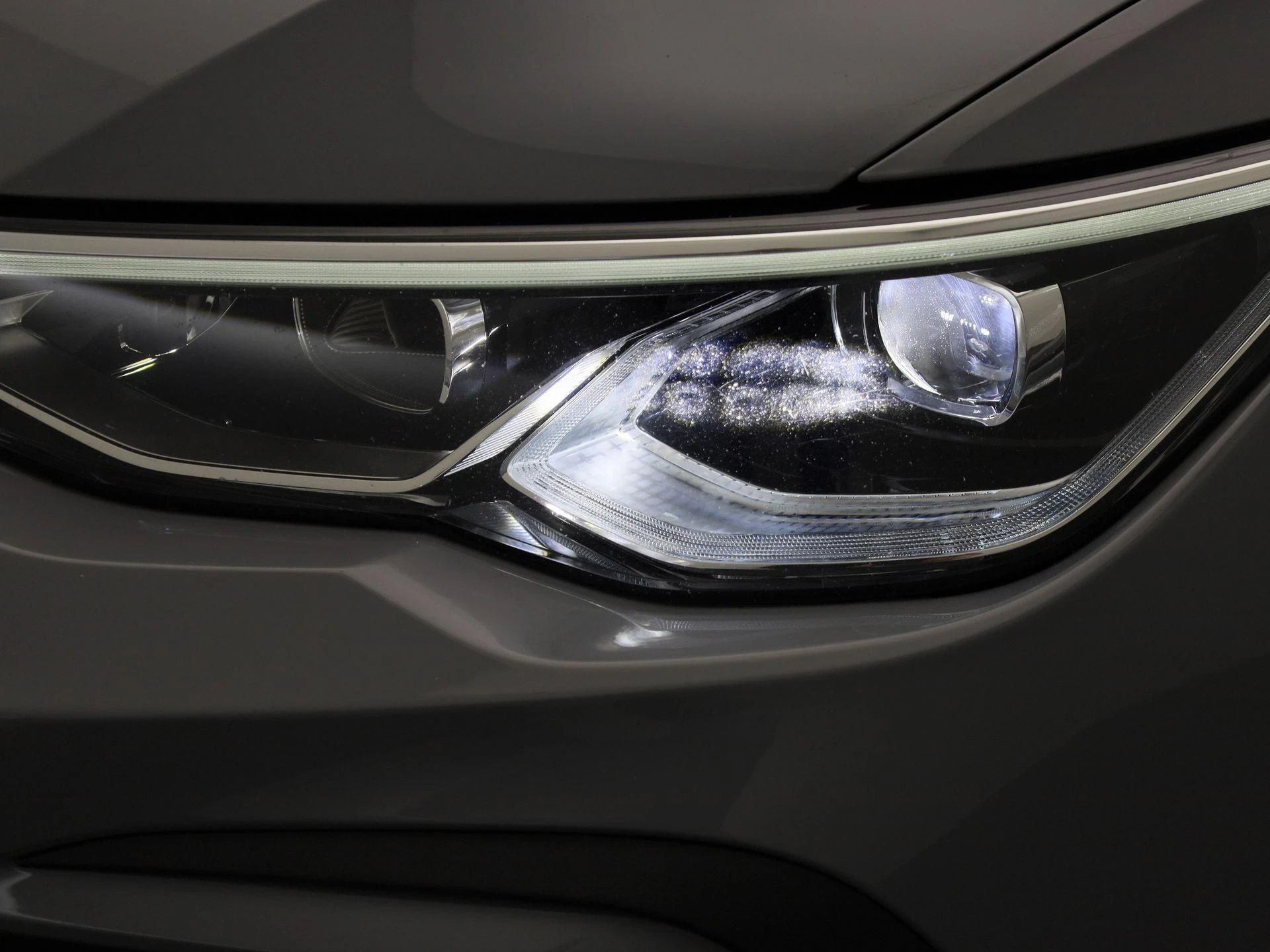 Volkswagen-Golf-image-13