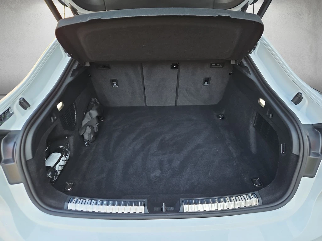 Audi-S5-image-4