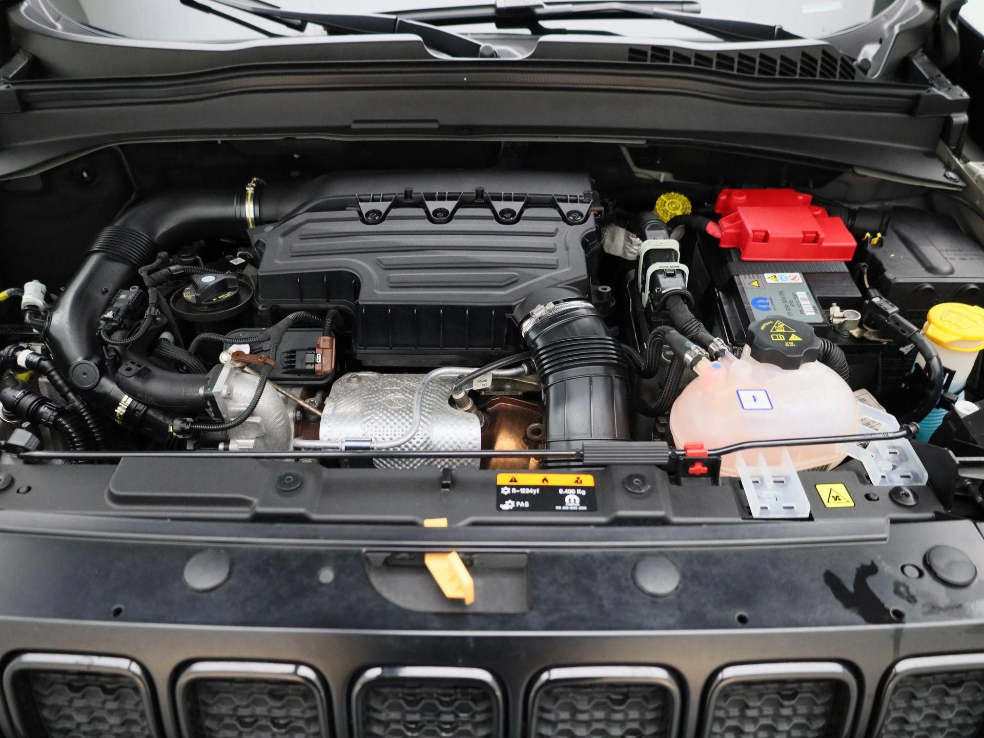 Jeep-Renegade-image-33