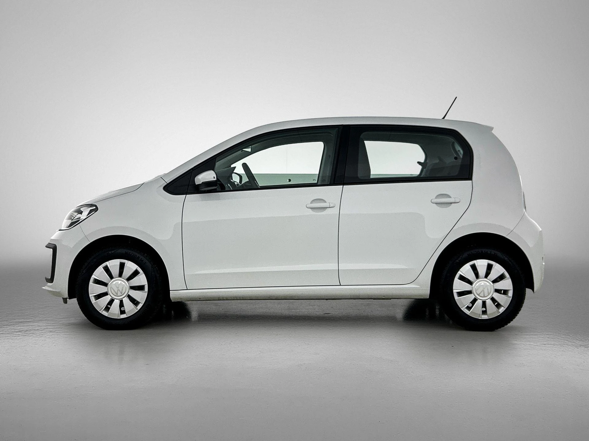 Volkswagen-up!-image-1