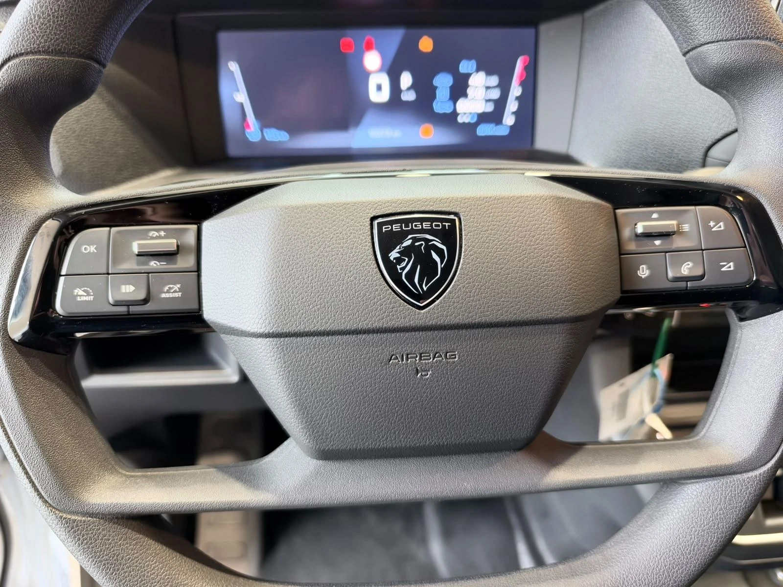 Peugeot-Expert-image-11