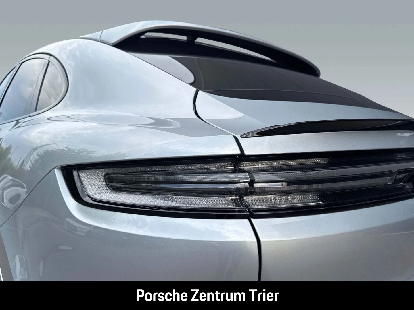 Porsche-Cayenne-image-11
