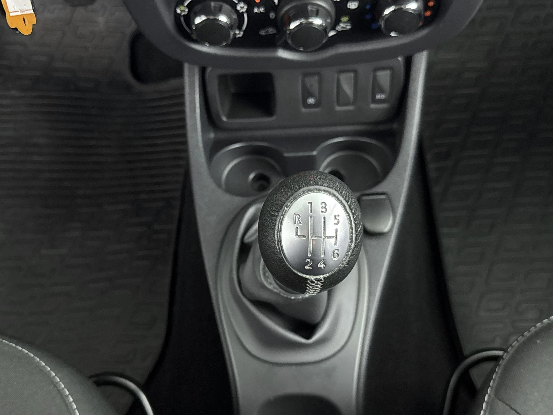 Dacia-Duster-image-22
