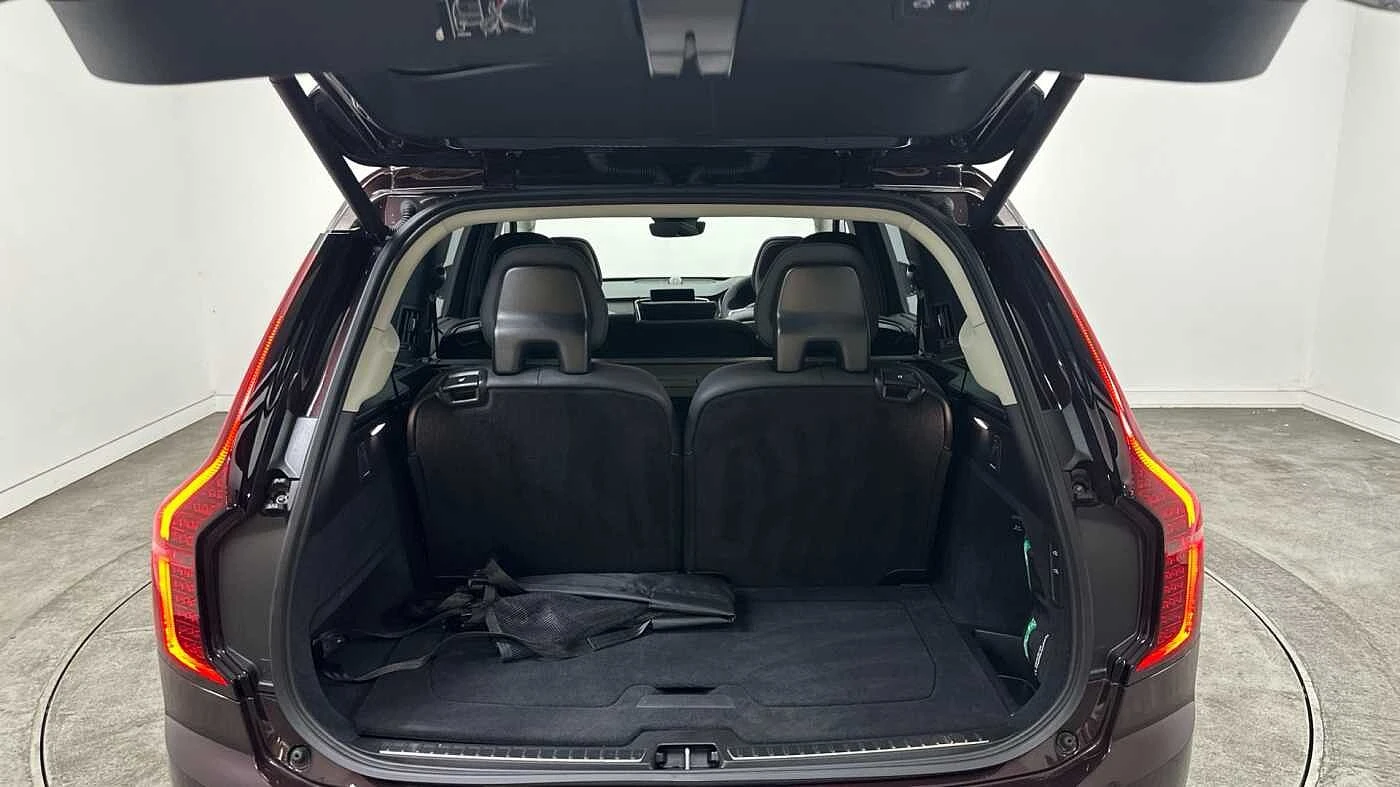 Volvo-XC90-image-13