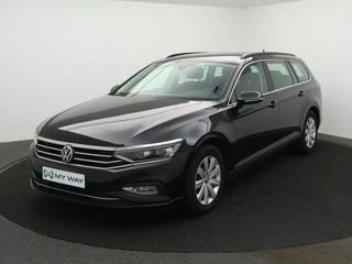 Volkswagen Passat Variant Passat Variant Style 'Business' 2.0 TDI 122PK *AUTOMAAT*NAVI*TREKHAAK*CAMERA*PDC*KEYLESS*CRUISE*...*