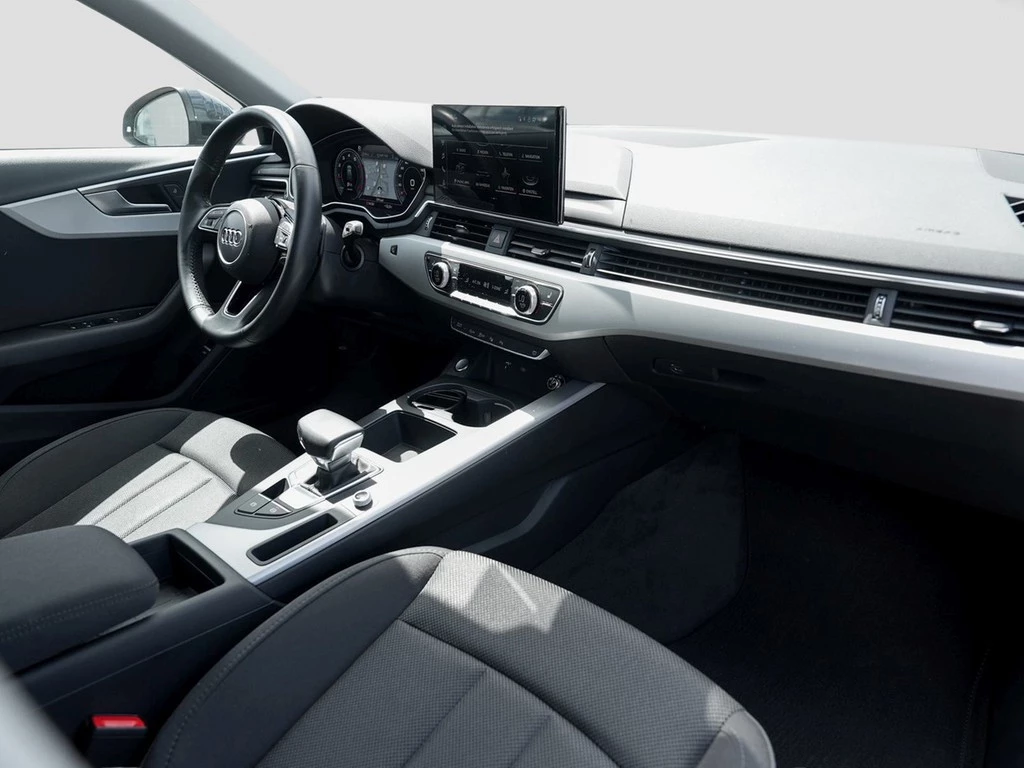 Audi A4 Avant 40 TFSI Navi Matrix ACC AHK Kamera