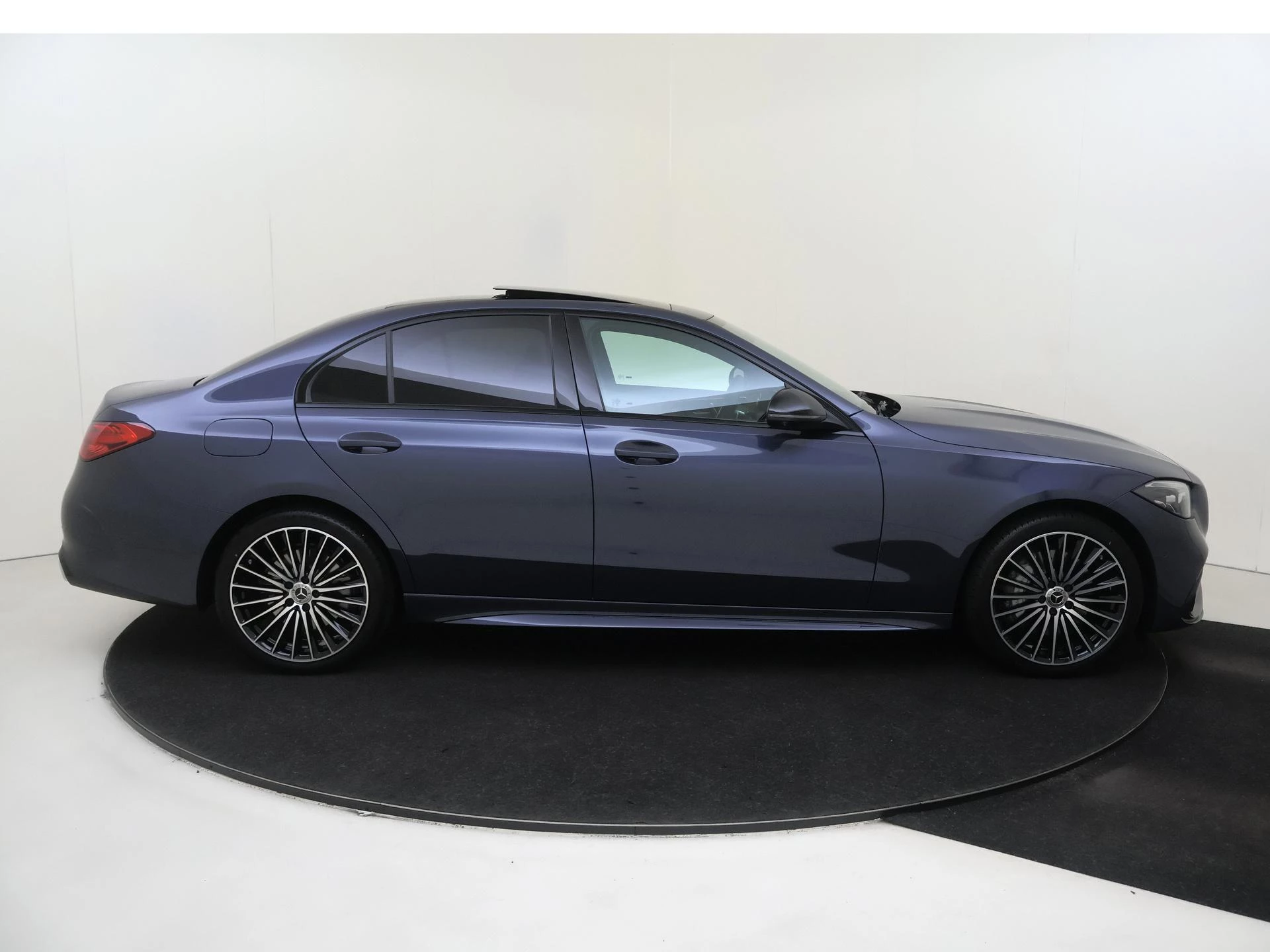 Mercedes-Benz C-Klasse 300 e 140 Years Edition