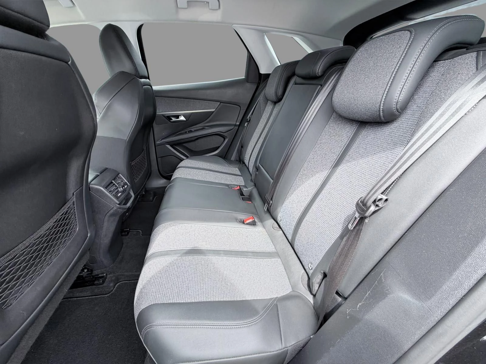 Peugeot 3008 1.2 PureTech 96kW S&S Auto Allure