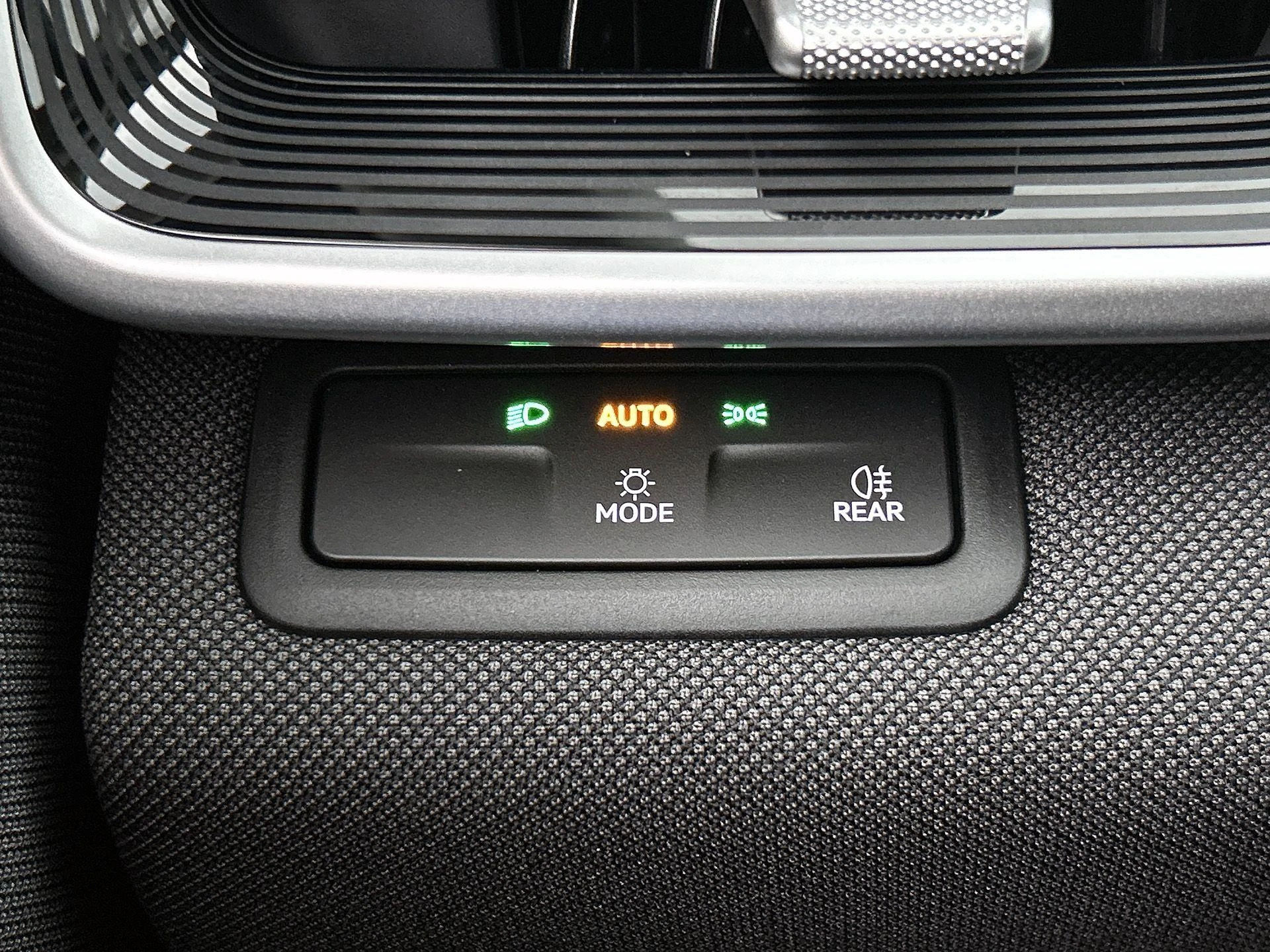 Volkswagen-ID. Polo-image-27