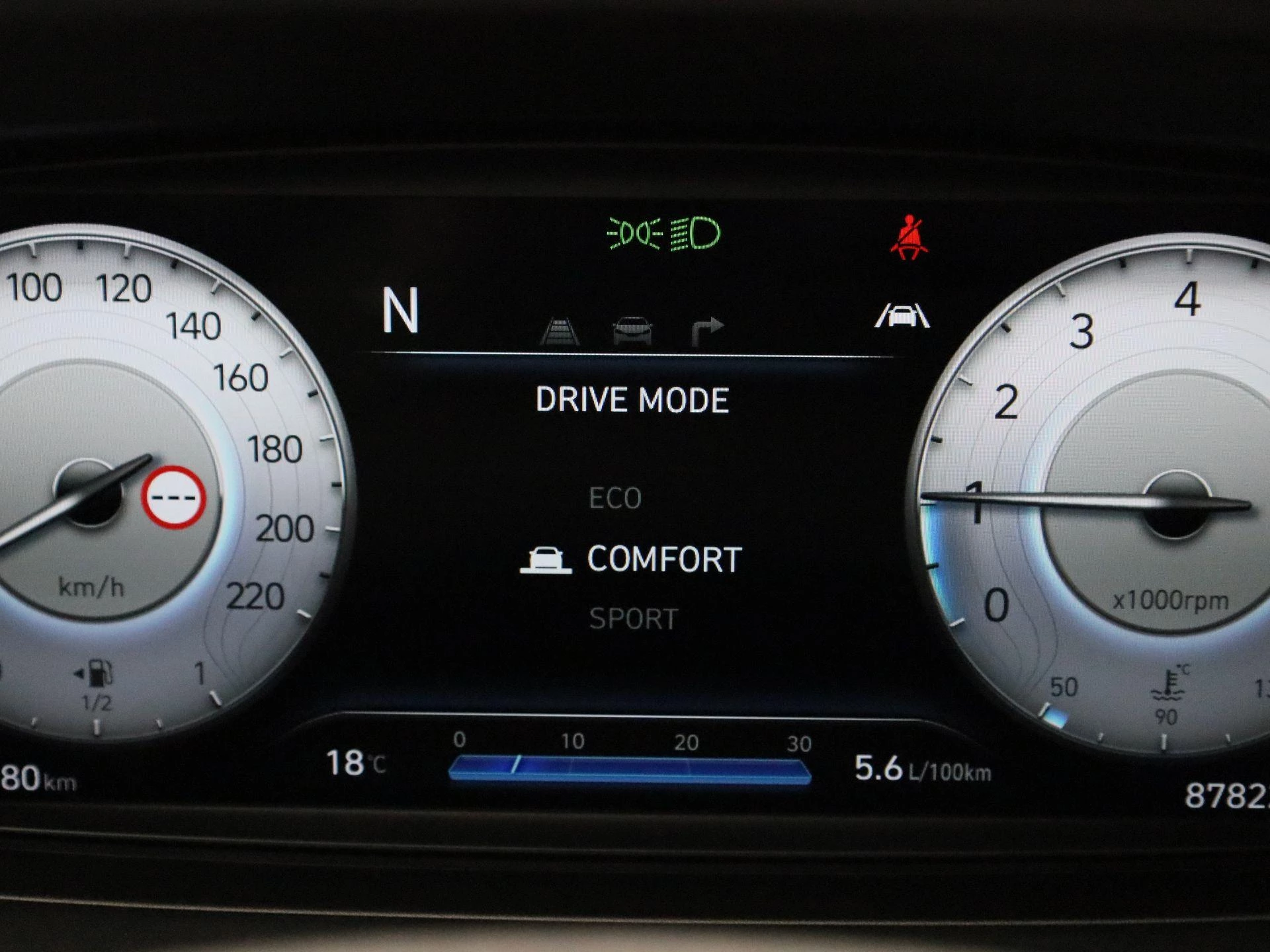 Hyundai-i20-image-28