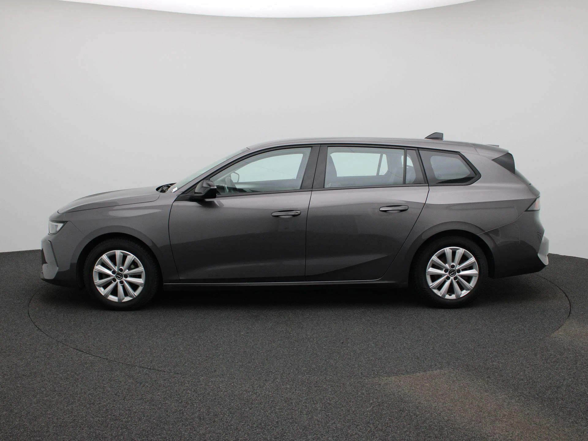 Opel-Astra-image-3