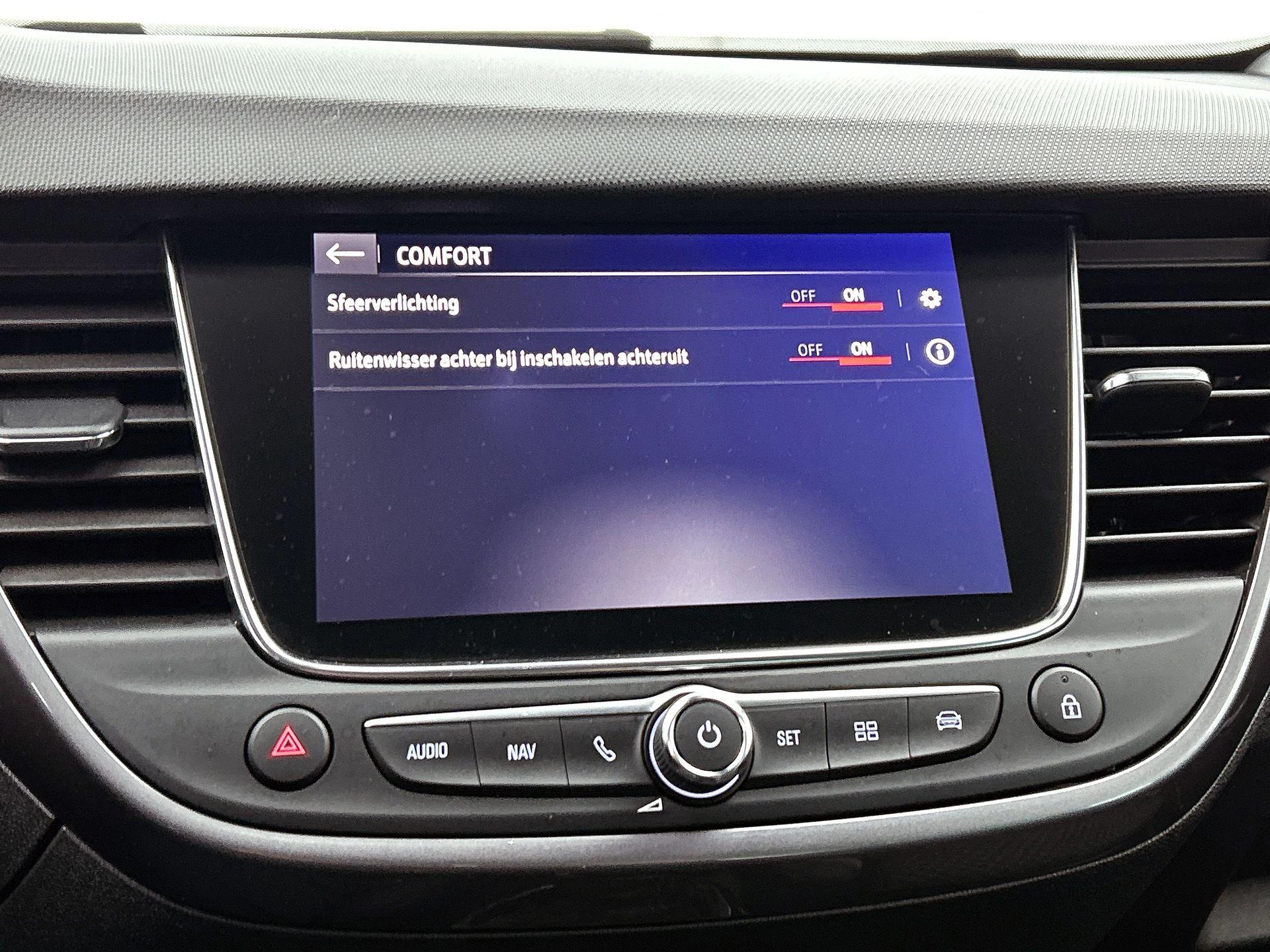 Opel-Crossland X-image-33