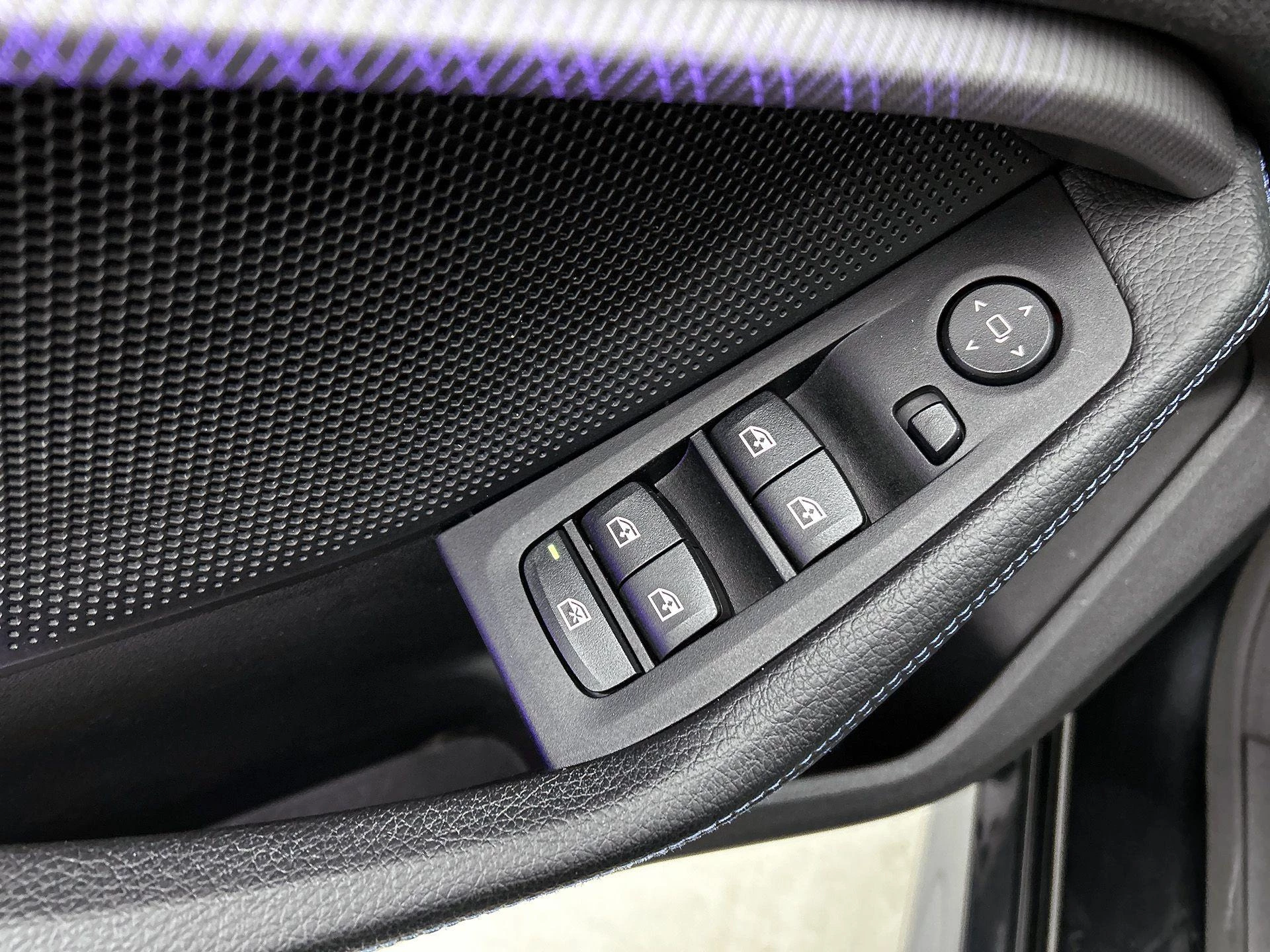 BMW-2 Serie-image-41