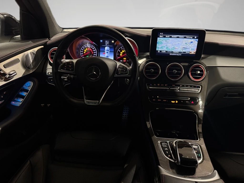 Mercedes-AMG-GLC 43 AMG-image-9