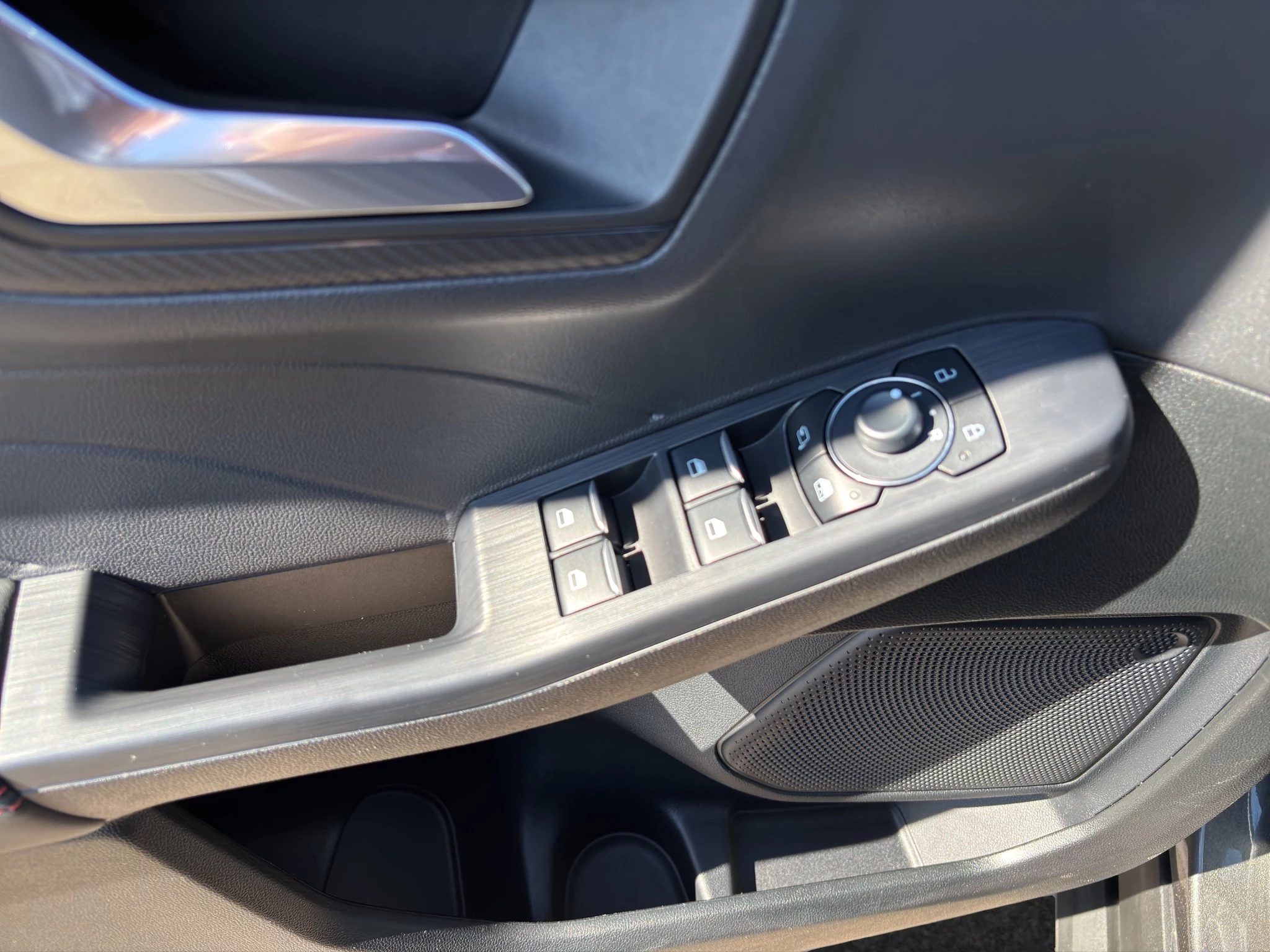 Ford Kuga ST-Line Aut.*KAM*LED-MATRIX*NAVI*GRA*WINTER-PKT.
