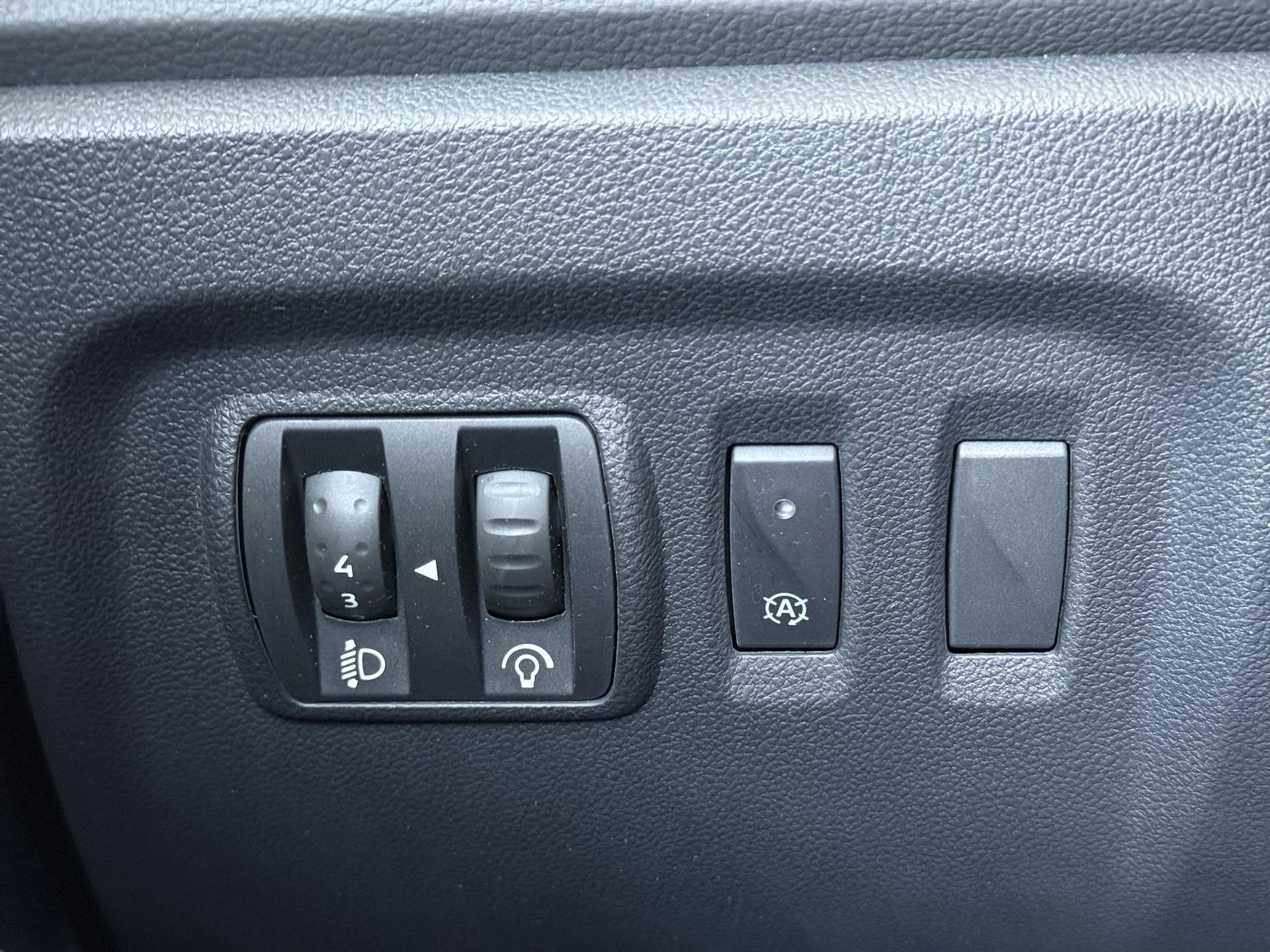 Renault-Captur-image-21