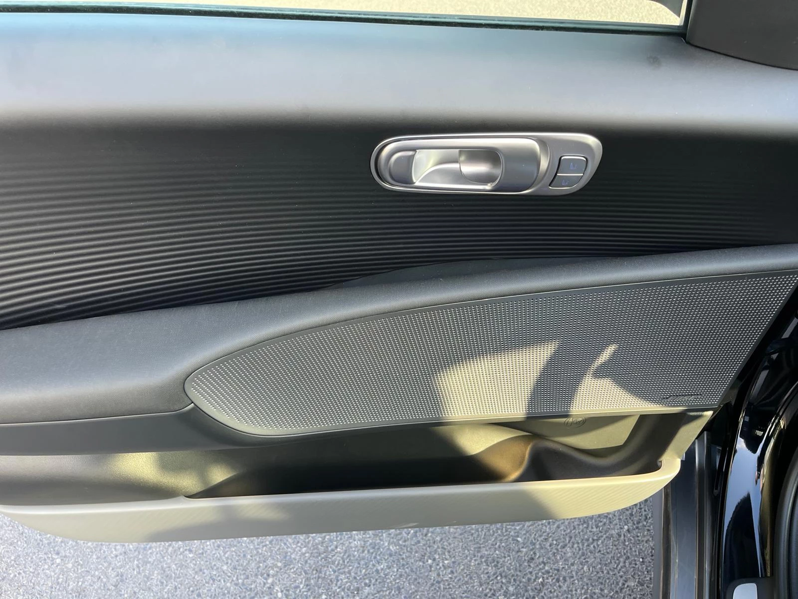 Hyundai-IONIQ 6-image-13