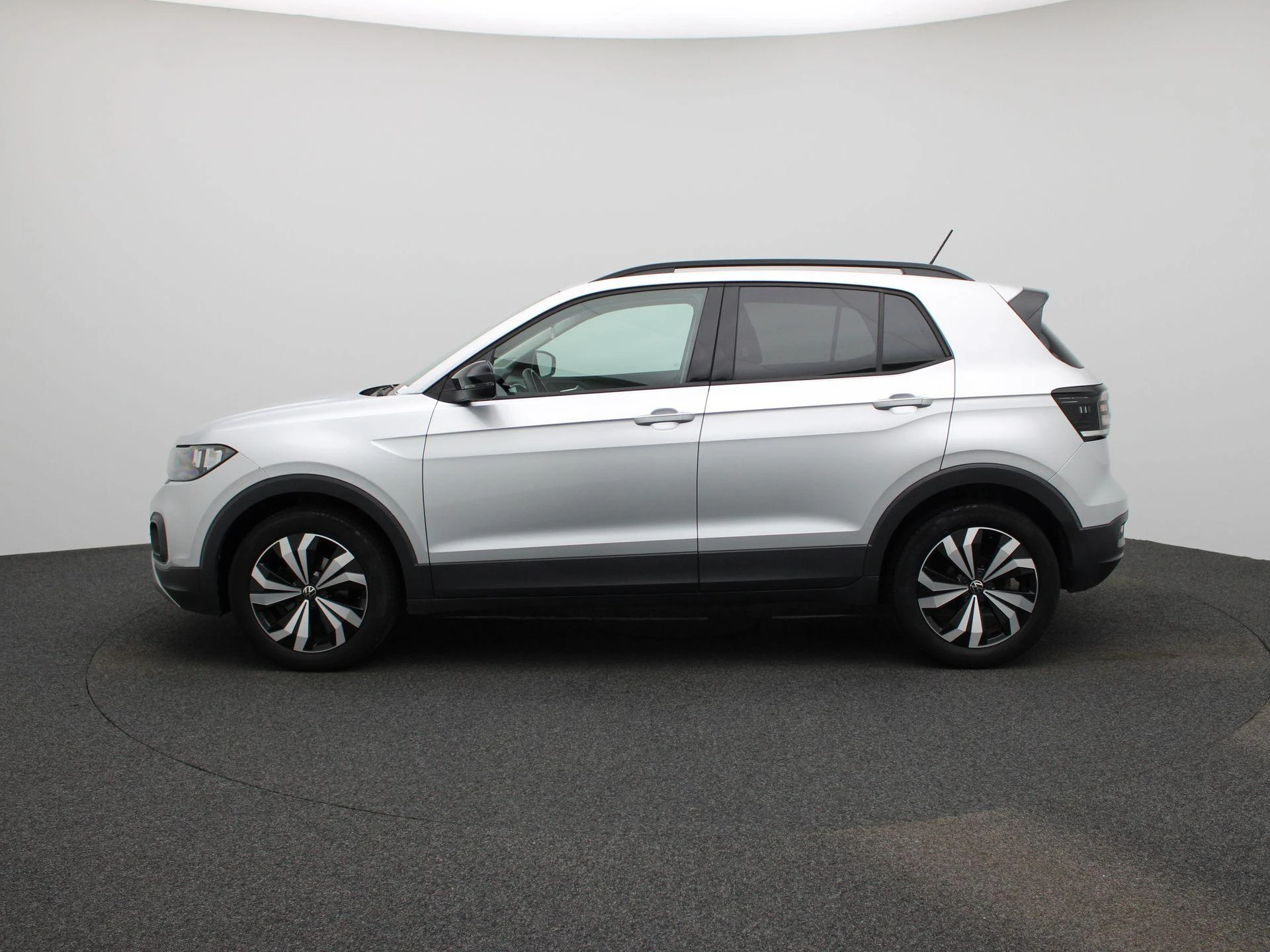 Volkswagen-T-Cross-image-3