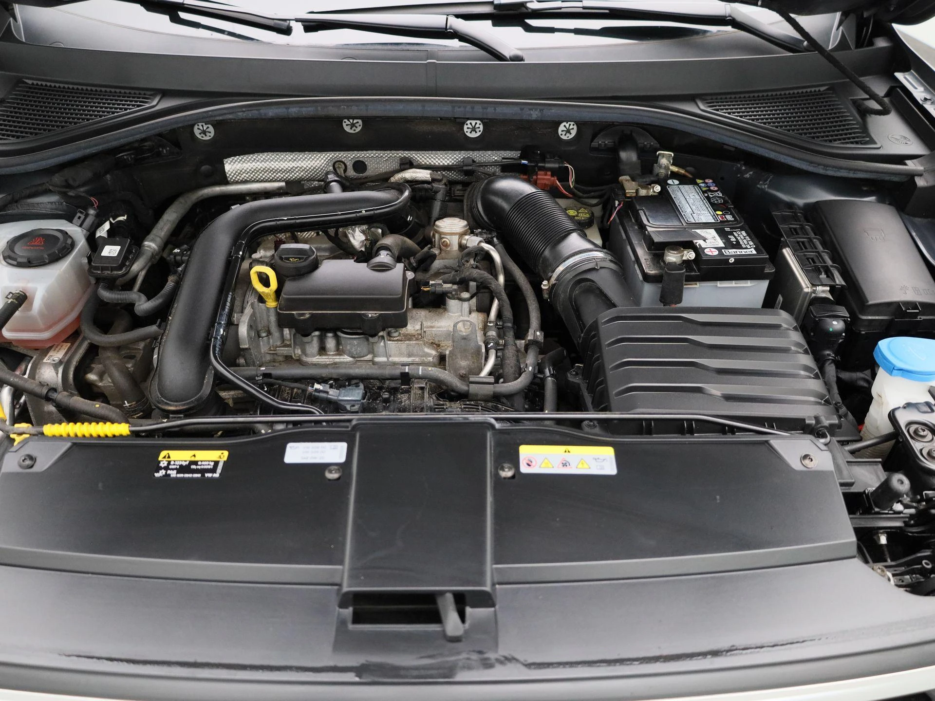 Volkswagen-T-Roc-image-31