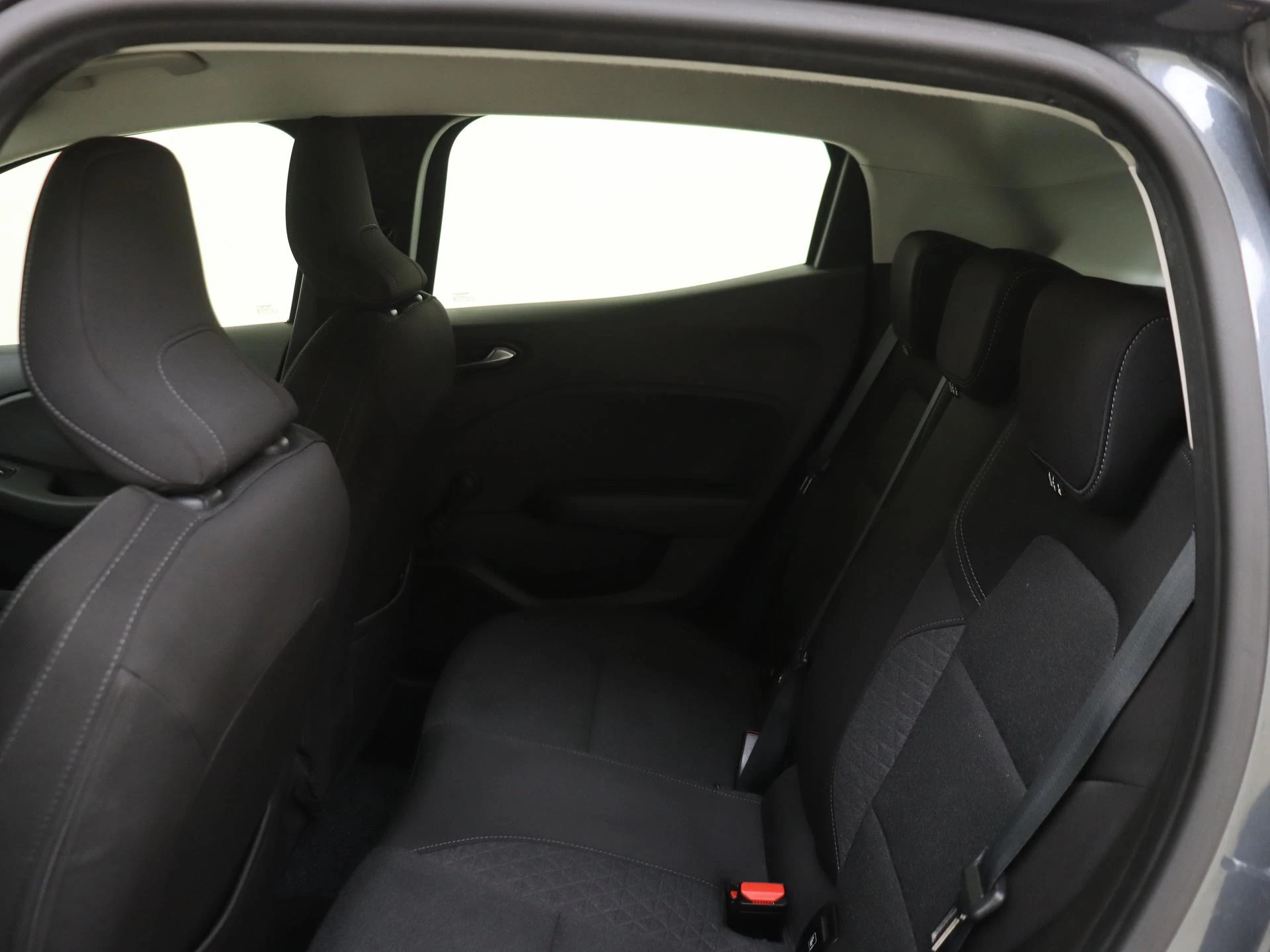 Renault-Clio-image-15