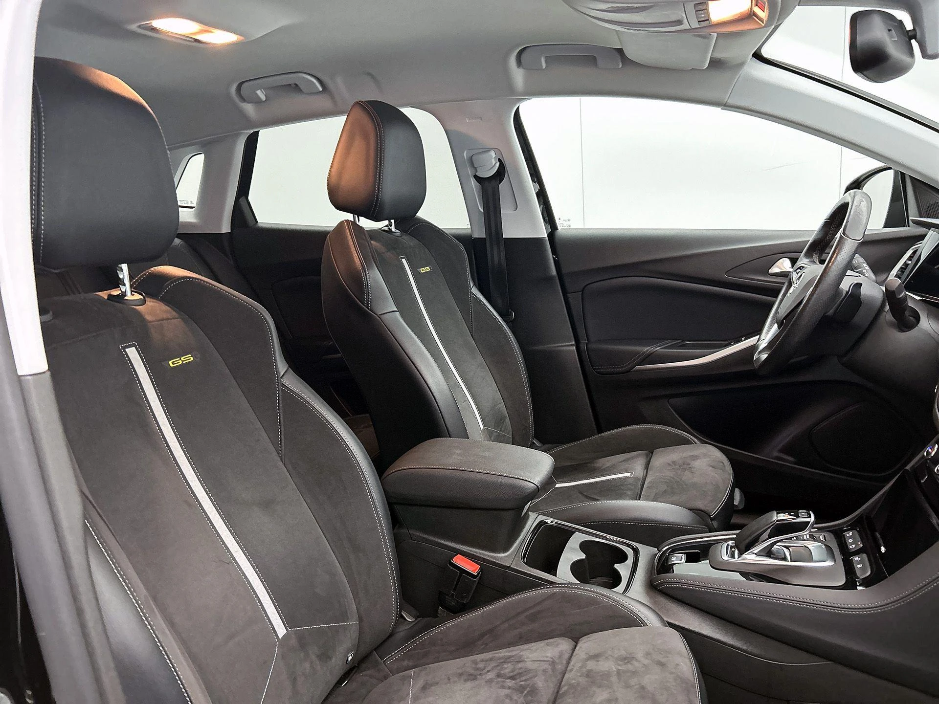 Opel-Grandland-image-33