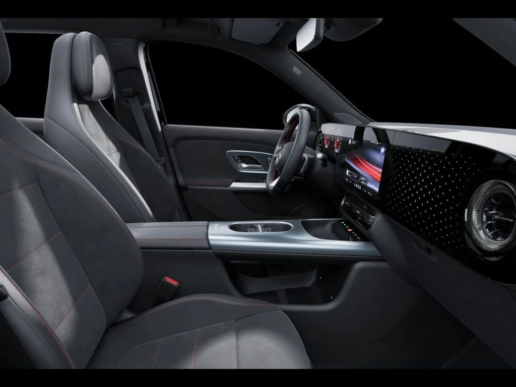 Mercedes-Benz-GLB 250+-image-8