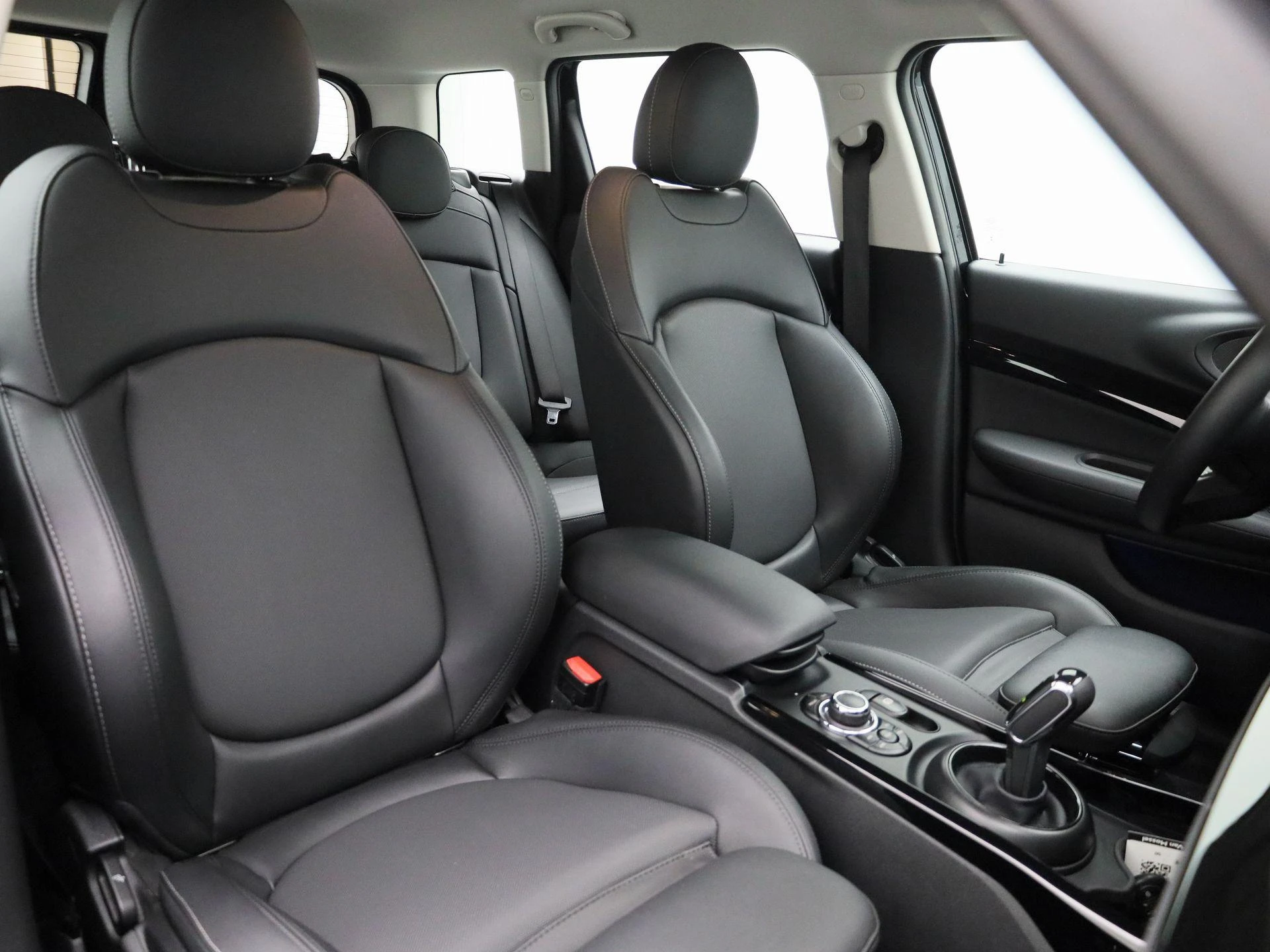 MINI-Clubman-image-34