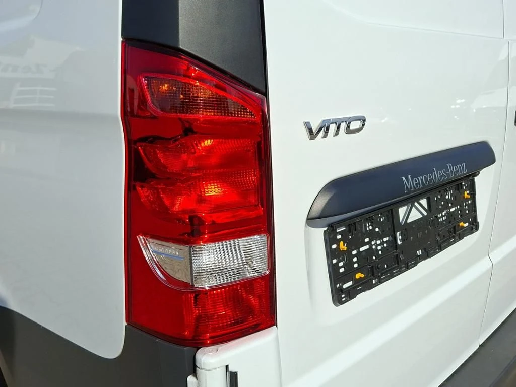Mercedes-Benz-Vito 116-image-12
