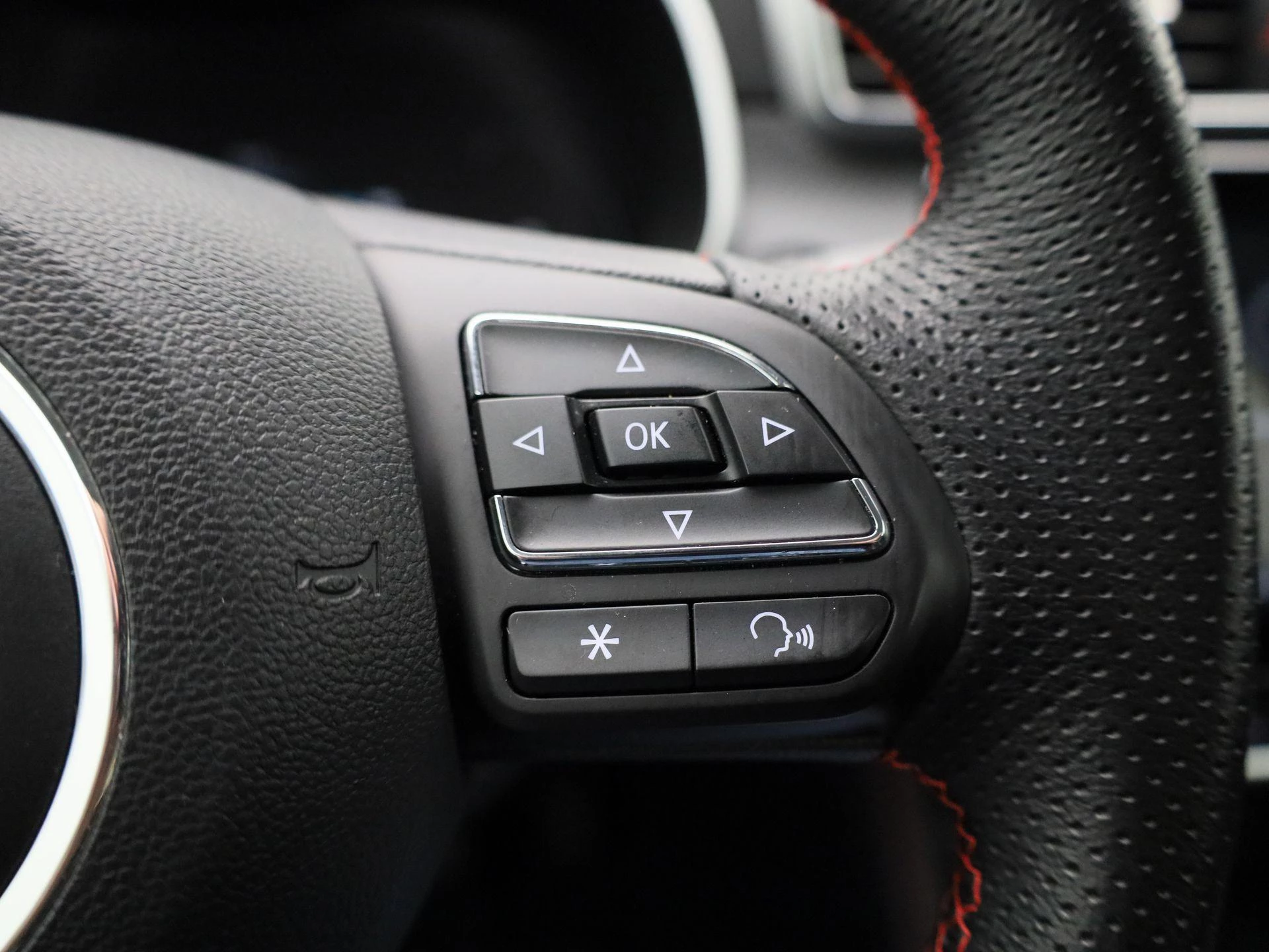 MG-ZS-image-16