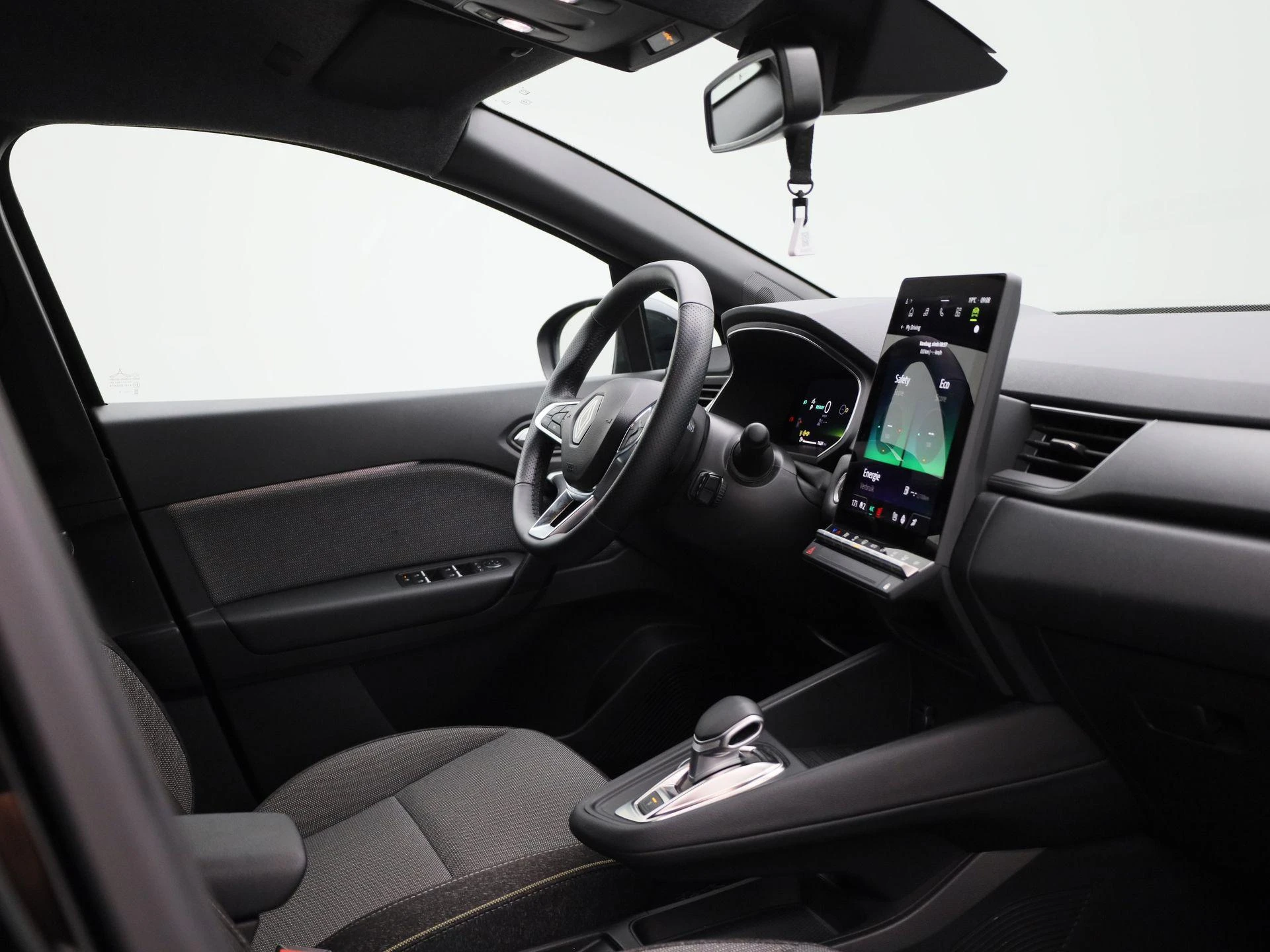 Renault-Captur-image-33