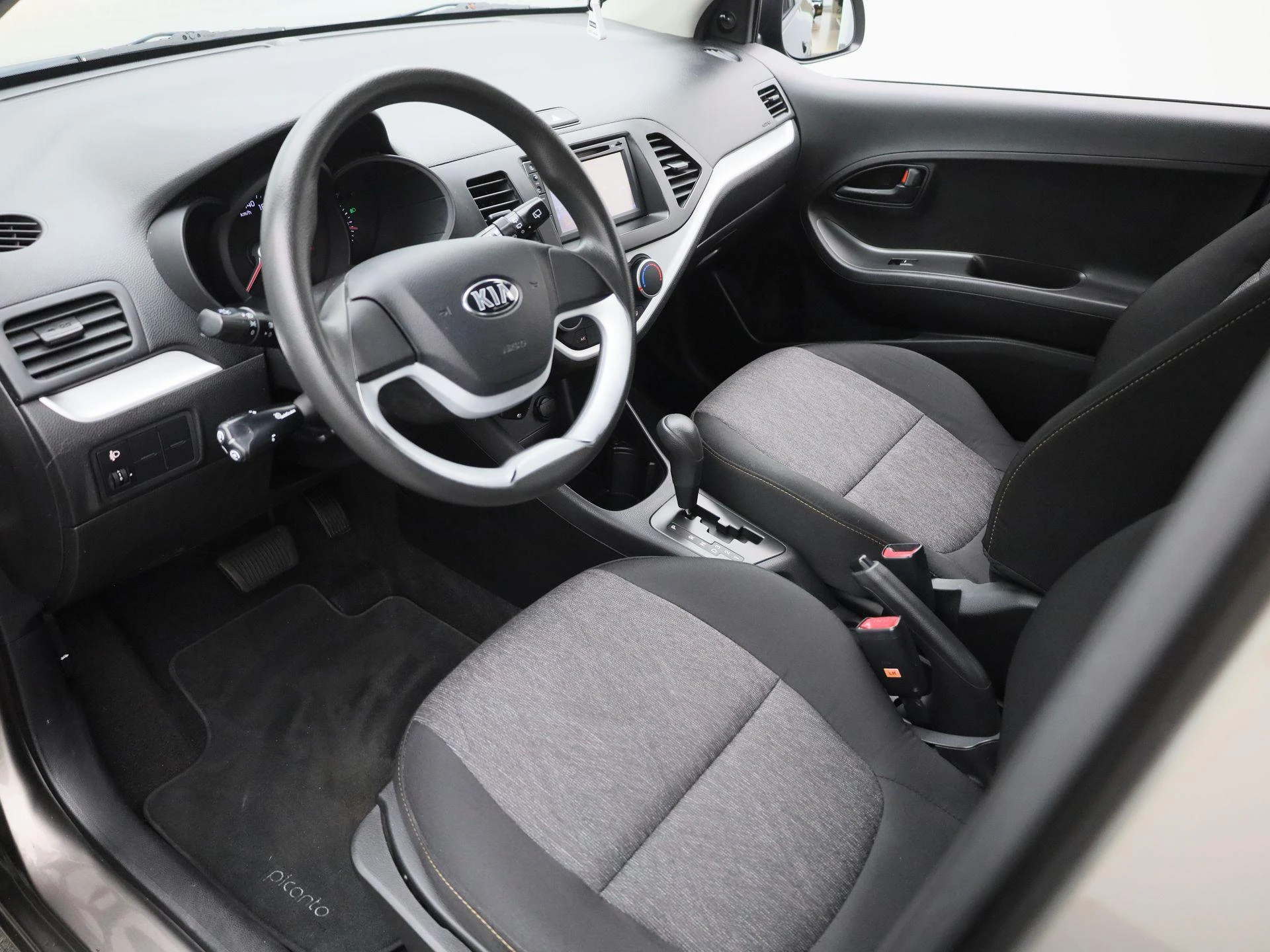 Kia-Picanto-image-13