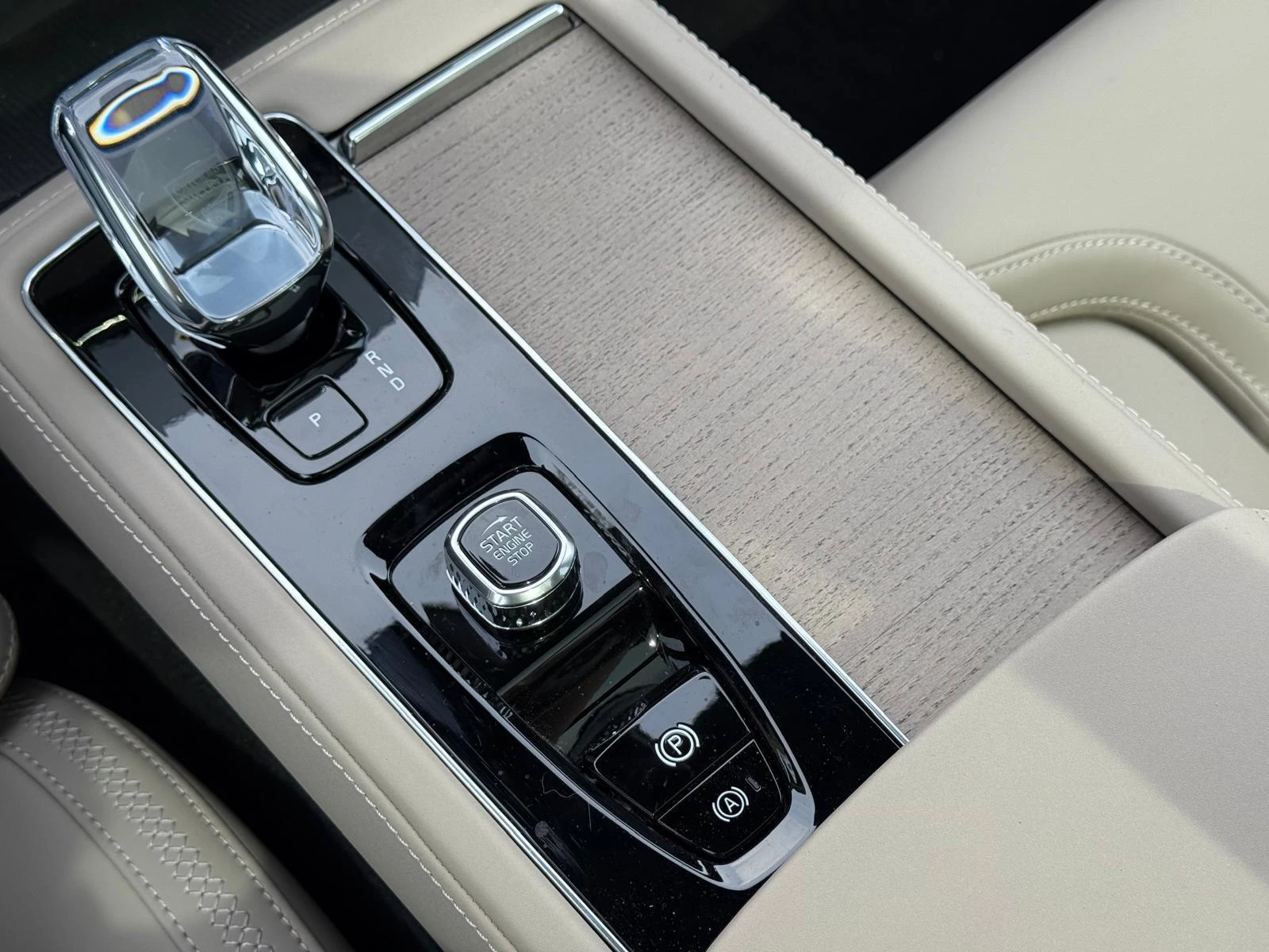 Volvo-XC90-image-32