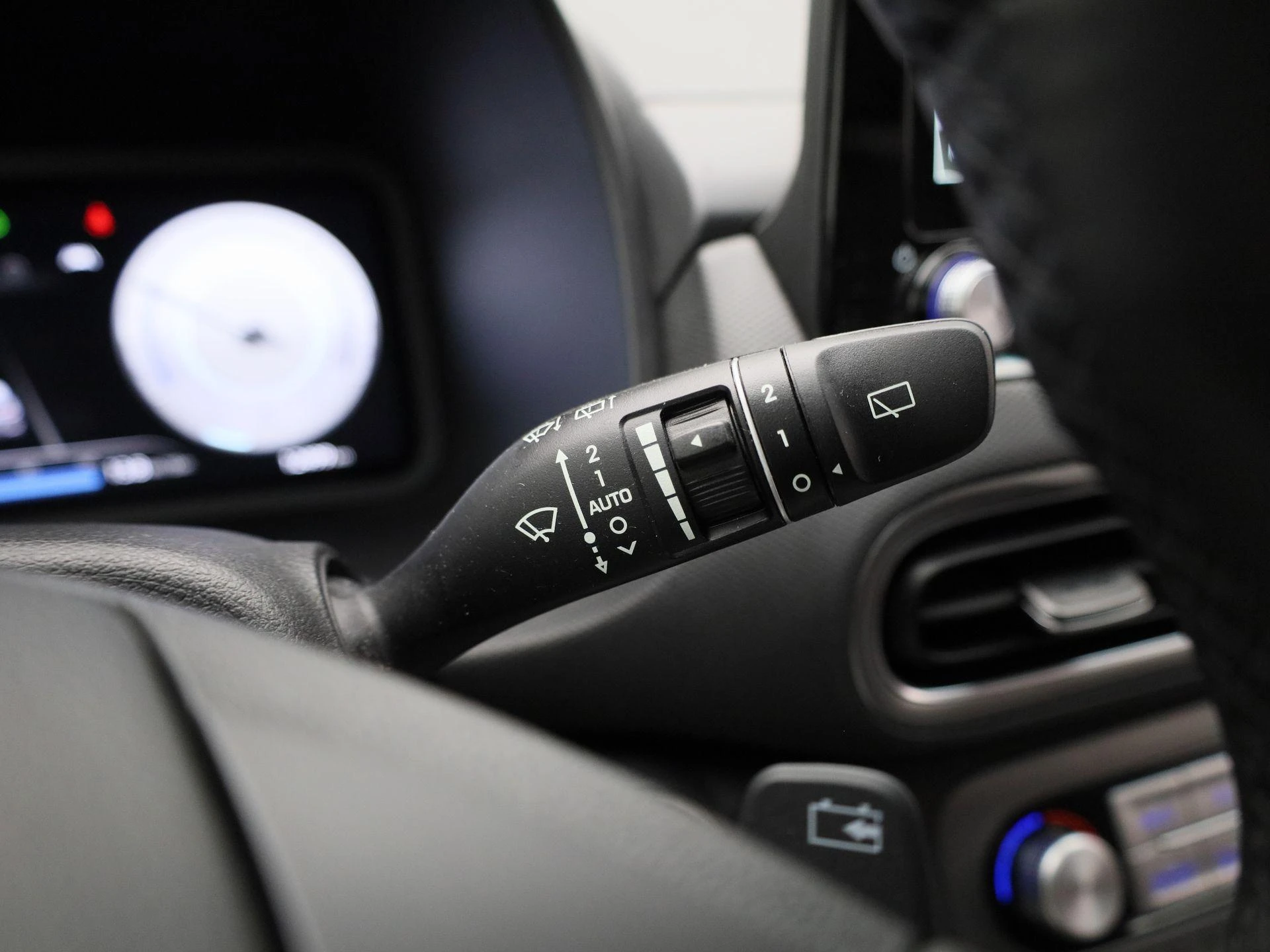 Hyundai-Kona-image-20