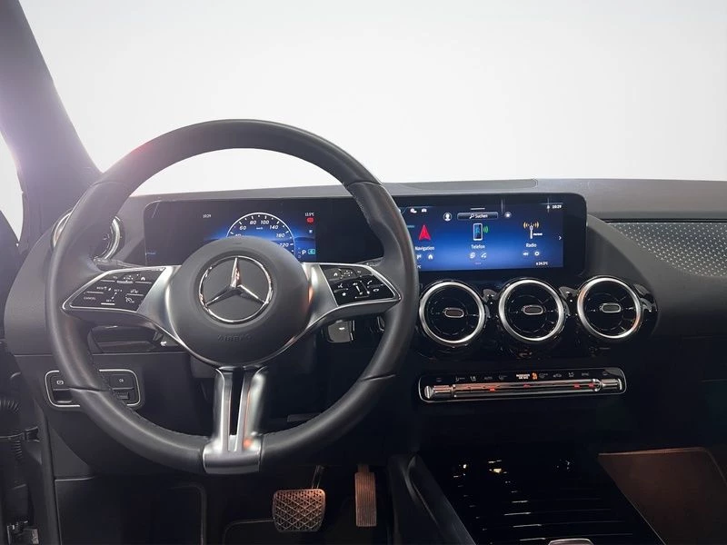 Mercedes-Benz GLA 200 d PROGRESSIVE AHK SHZ KLIMA NAVI MBUX ProgressiveC118 GLA 200 d PROGRESSIVE AHK SHZ KLIMA NAVI MBUX Progressive