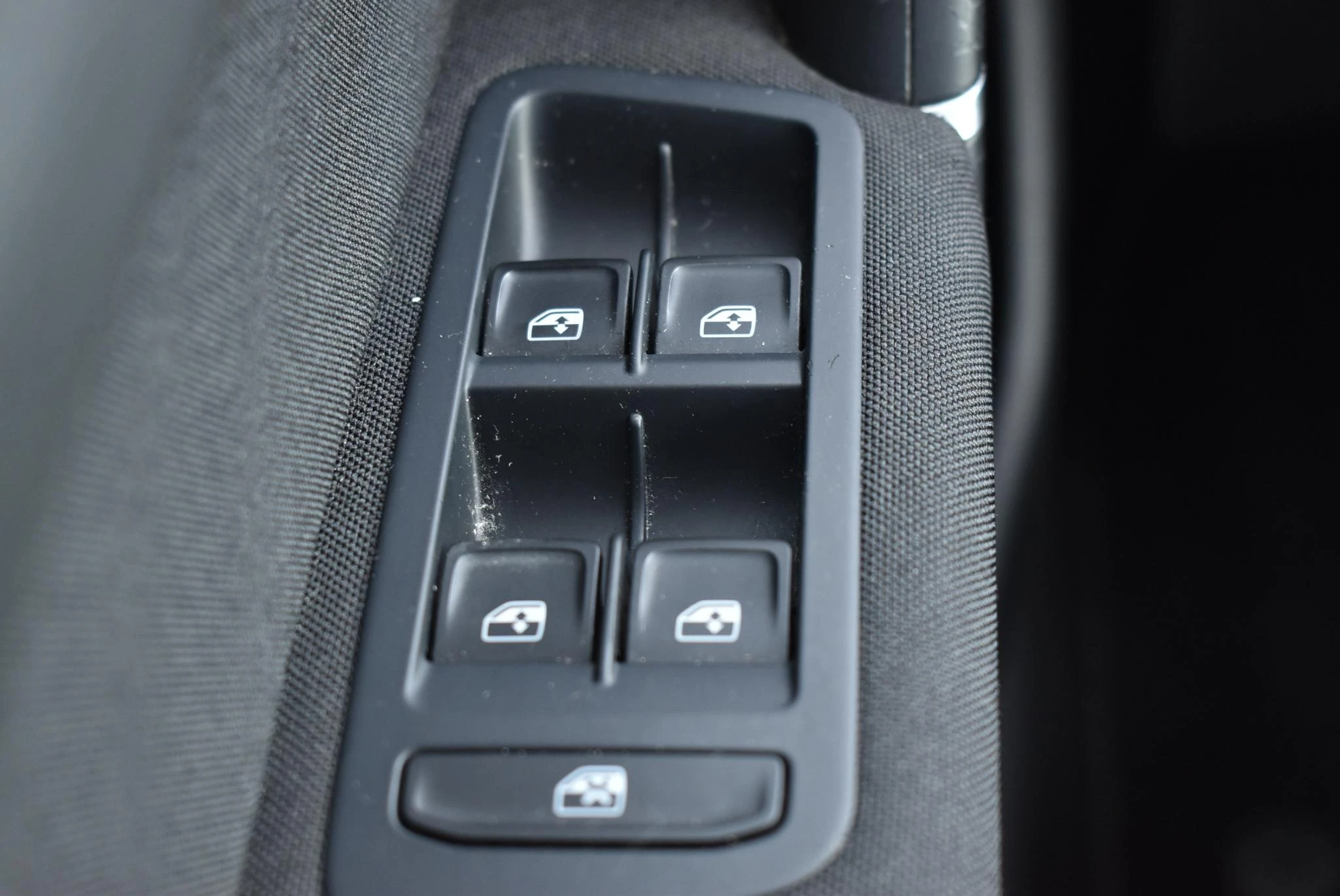 Volkswagen-Golf Sportsvan-image-18
