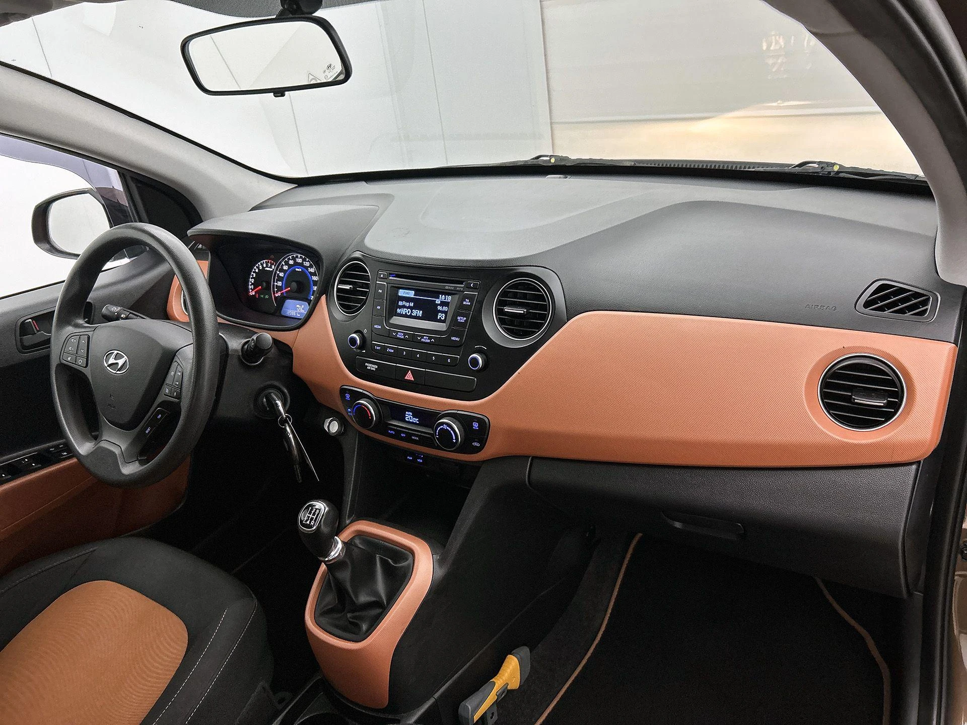 Hyundai-i10-image-10