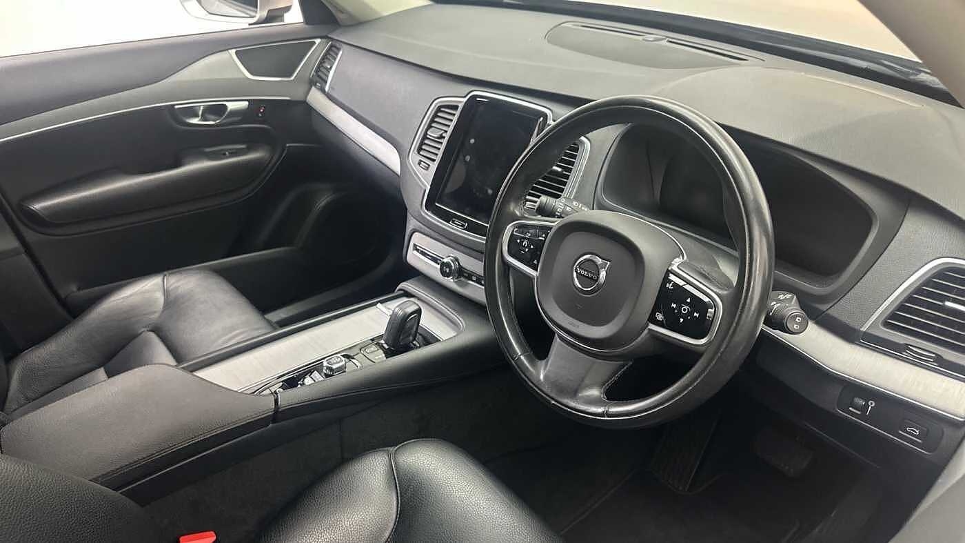 Volvo-XC90-image-4