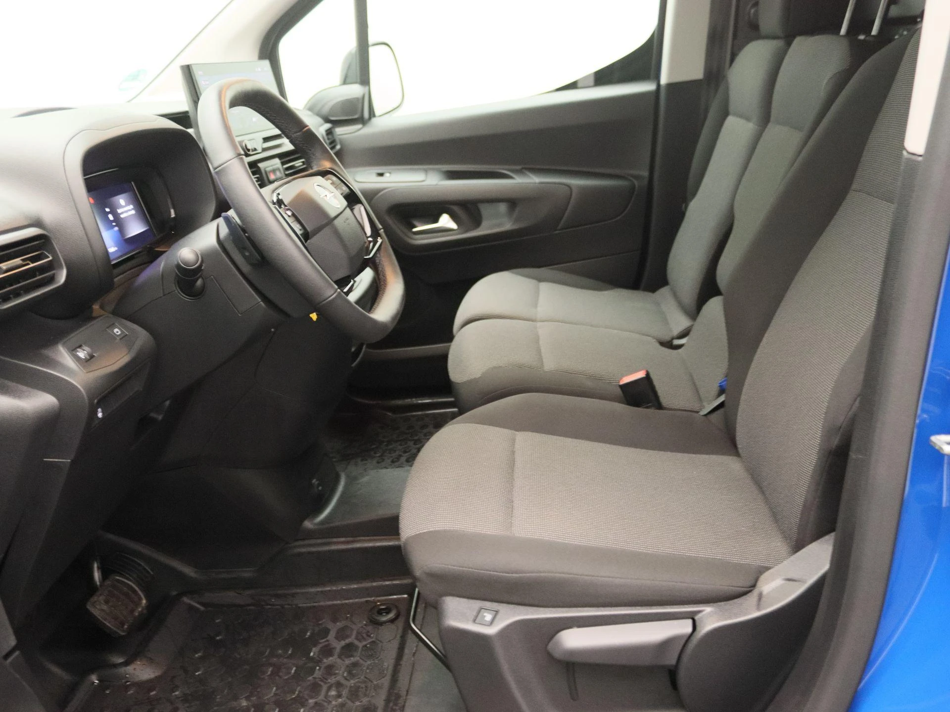 Opel-Combo-image-10