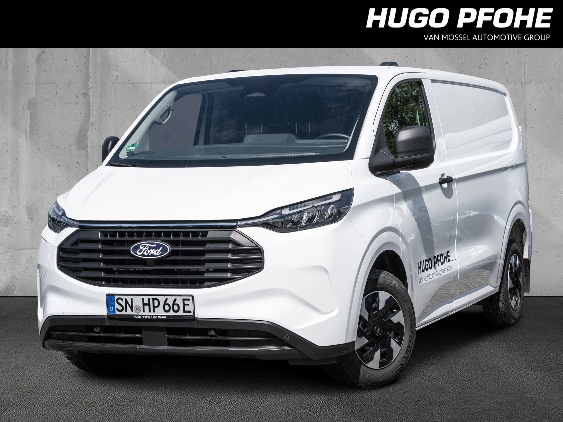 Ford-Transit Custom-image-0