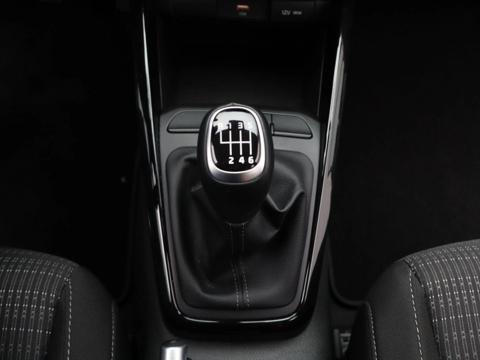 Kia Stonic 1.0 T-GDi MHEV DynamicLine