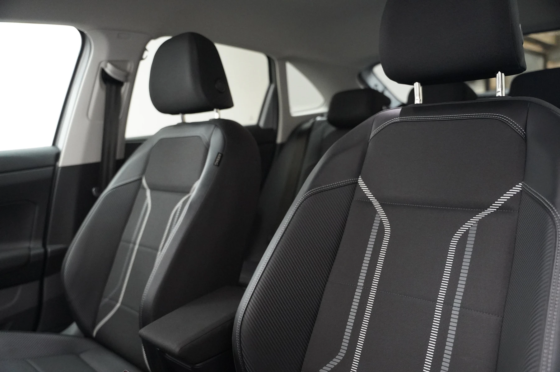 Volkswagen-Taigo-image-9