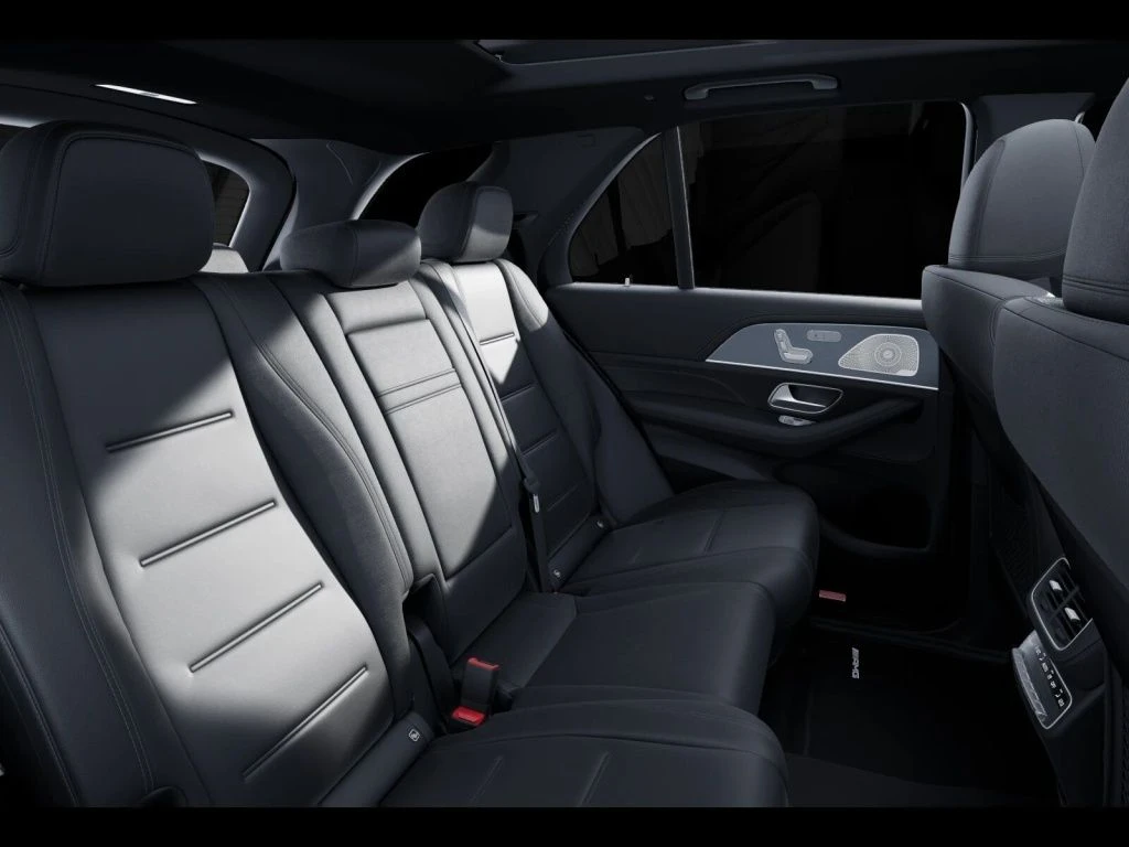 Mercedes-Benz-GLE 450 d-image-10