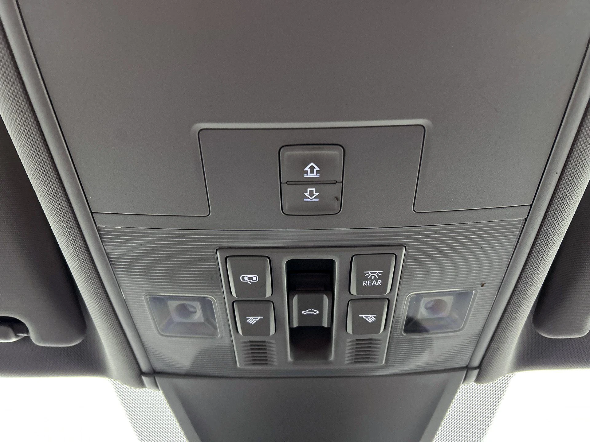 Volkswagen-Tiguan-image-11