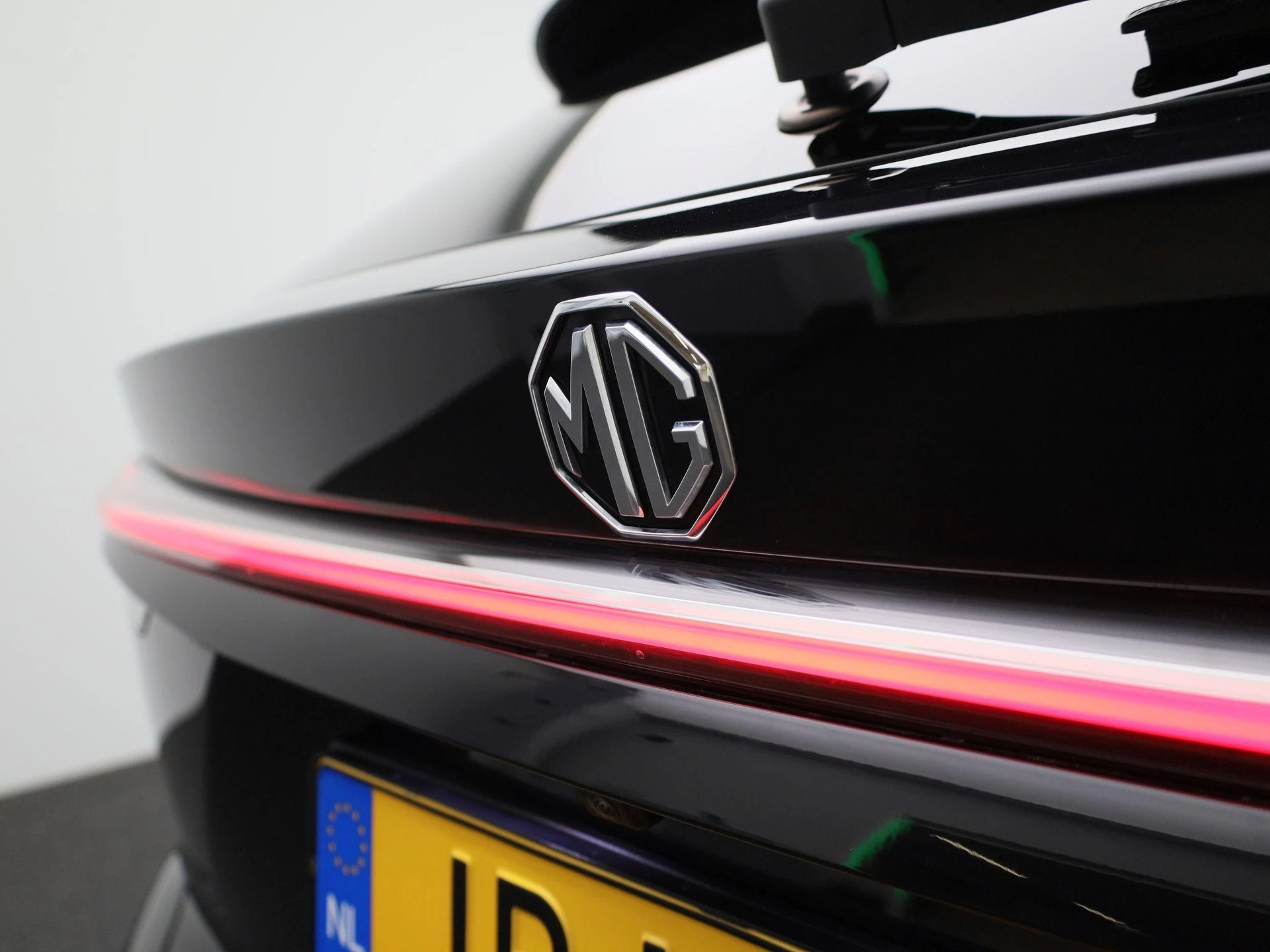 MG-HS-image-30