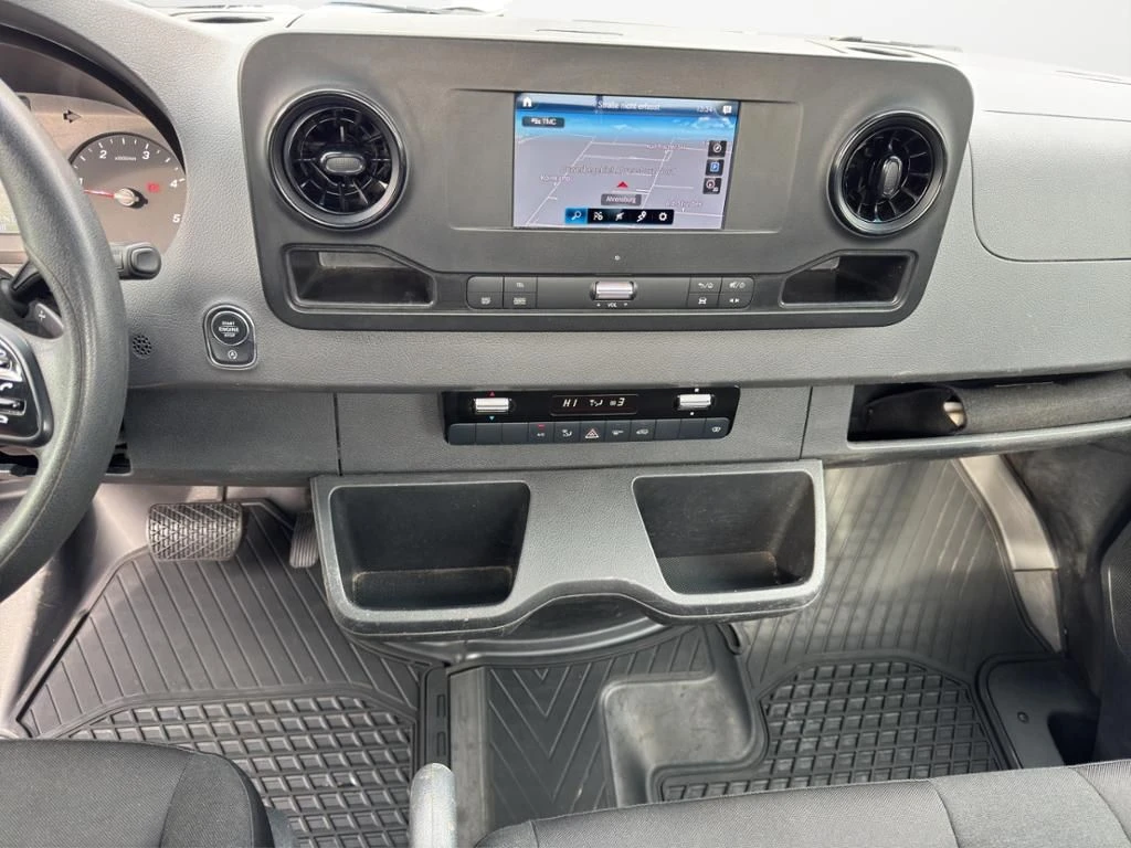 Mercedes-Benz-Sprinter 315-image-14