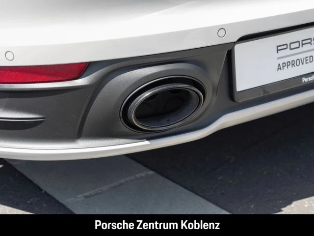 Porsche-911-image-7